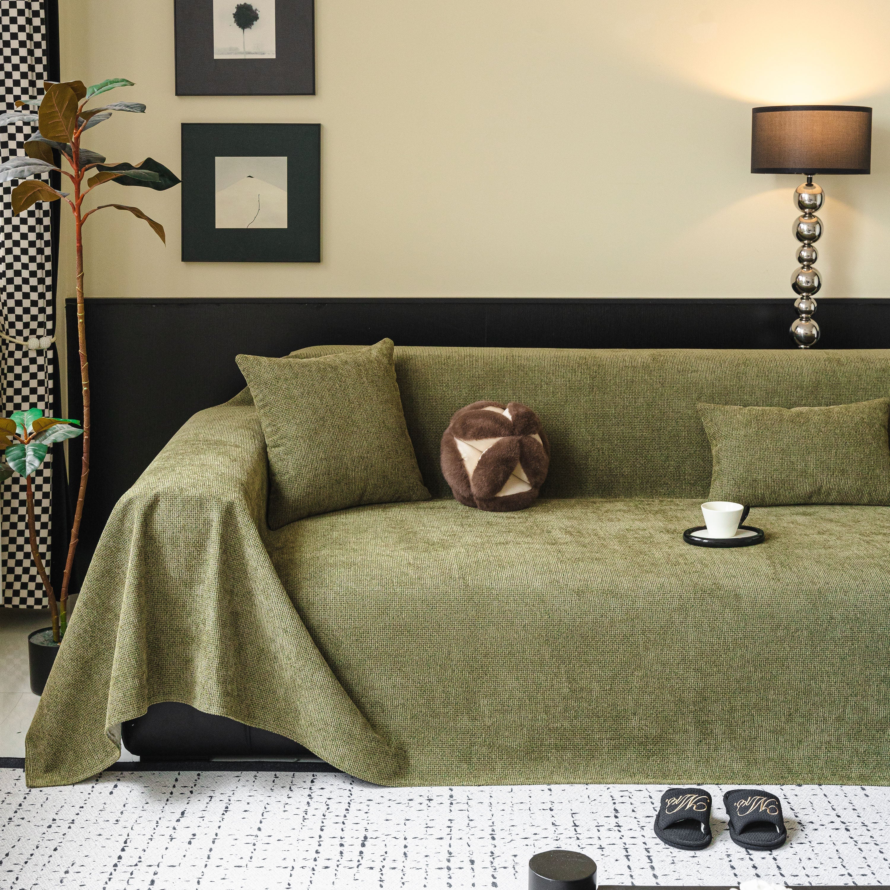 Waterproof Couch Throw Cover for Dogs, Non Slip Scratch Resistant Pet Couch Cover