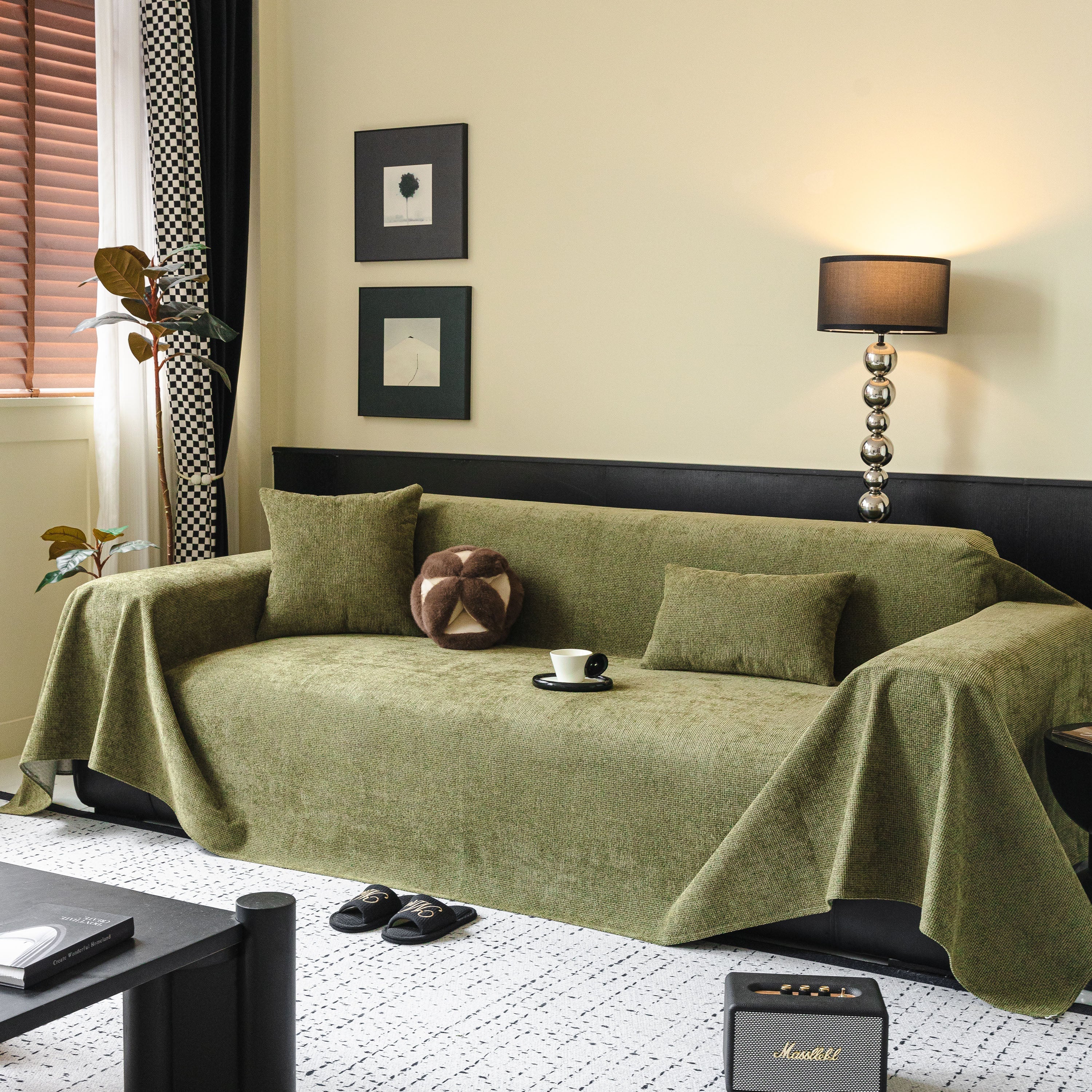 Waterproof Couch Throw Cover for Dogs, Non Slip Scratch Resistant Pet Couch Cover