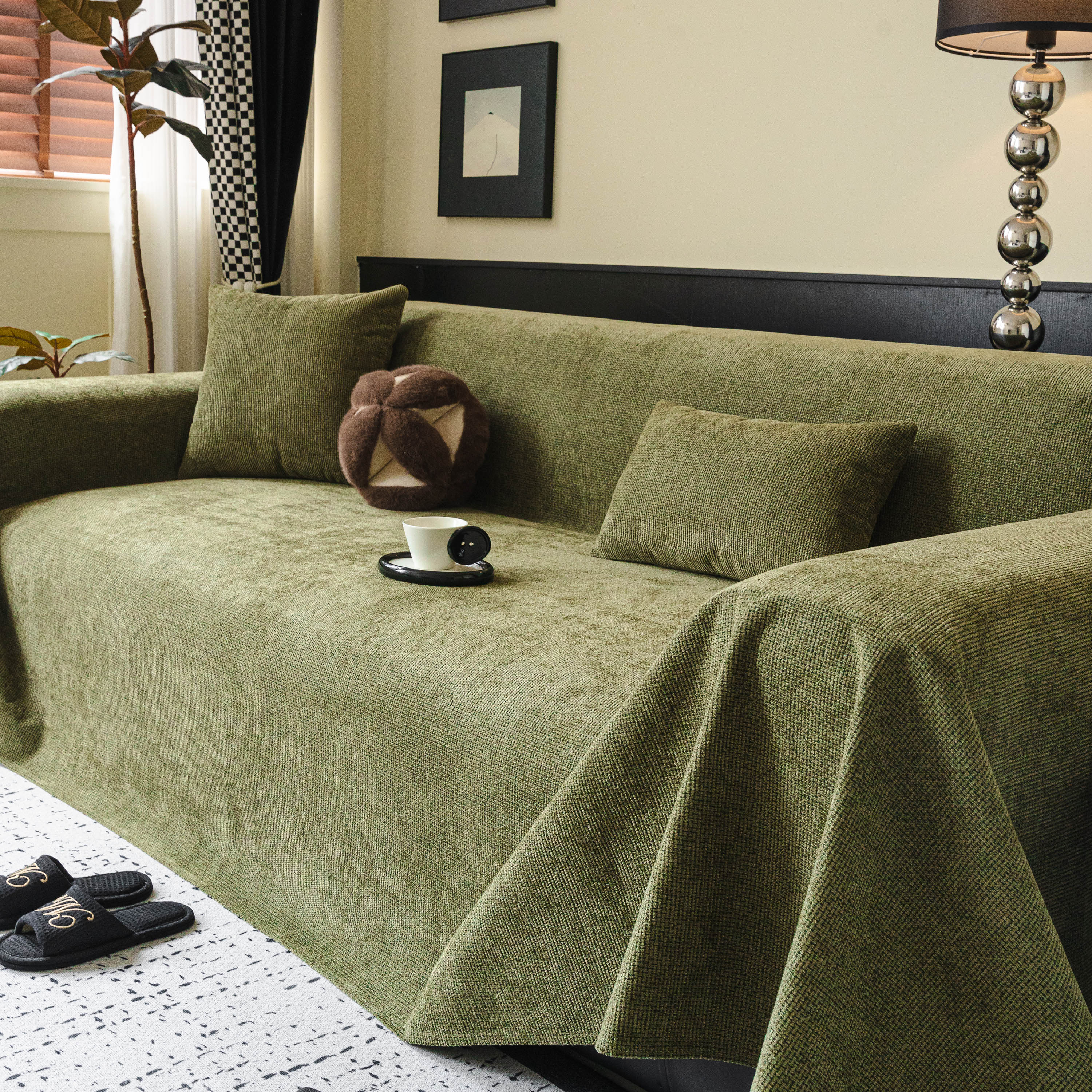 Waterproof Couch Throw Cover for Dogs, Non Slip Scratch Resistant Pet Couch Cover