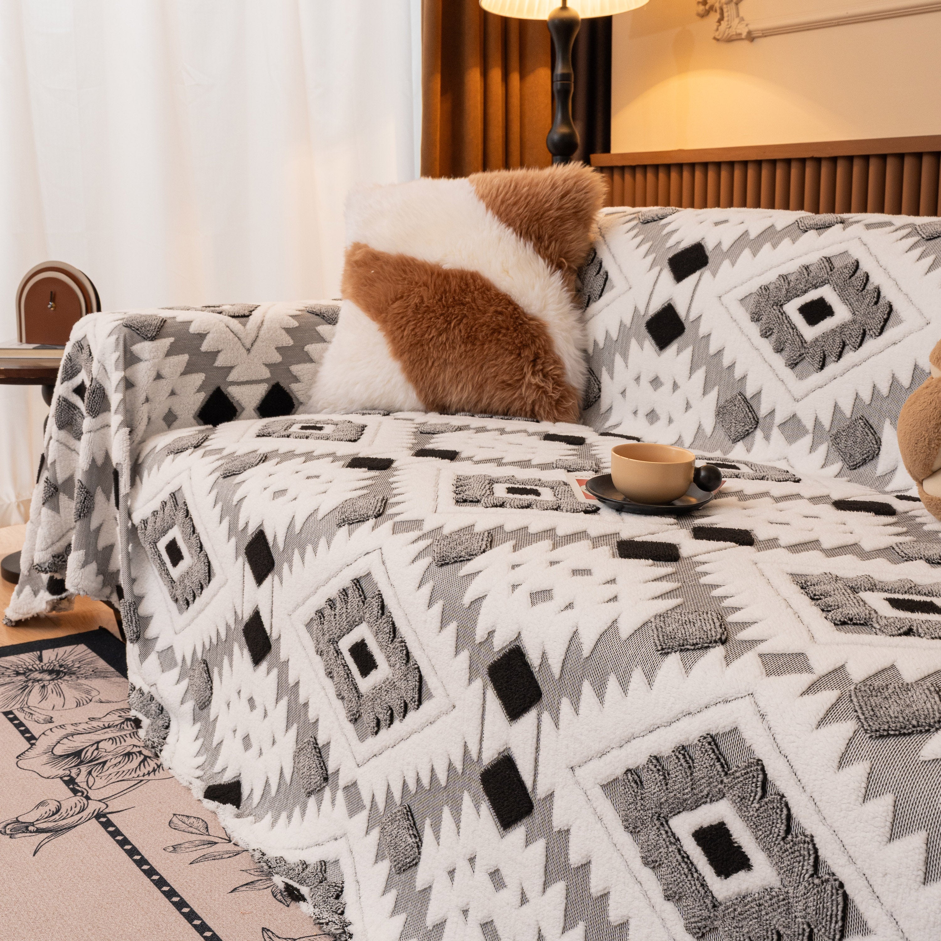 Bohemian Tufted Sofa Cover, Soft Sherpa Fleece Throw Blanket with 3D Aztec Geometric