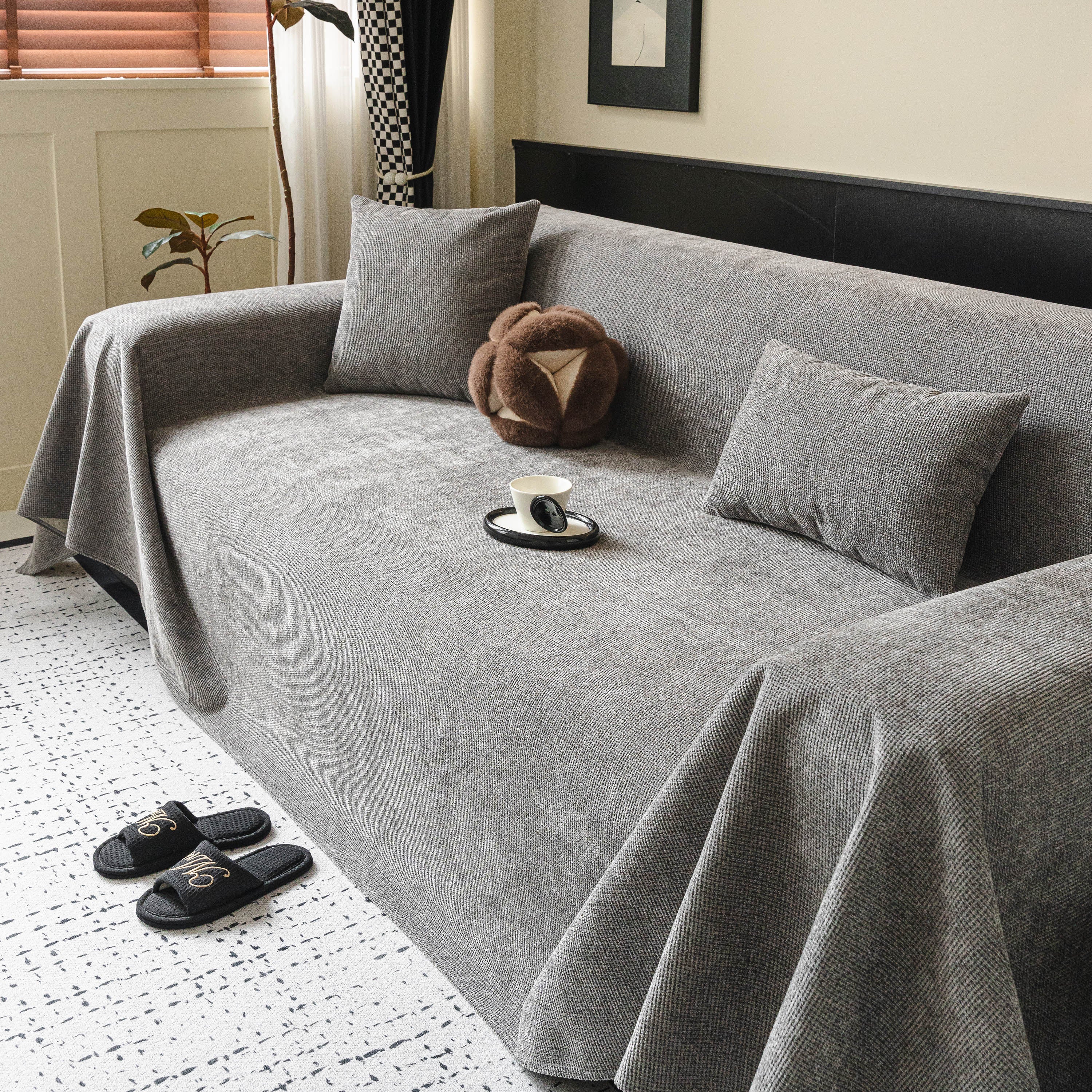 Waterproof Couch Throw Cover for Dogs, Non Slip Scratch Resistant Pet Couch Cover