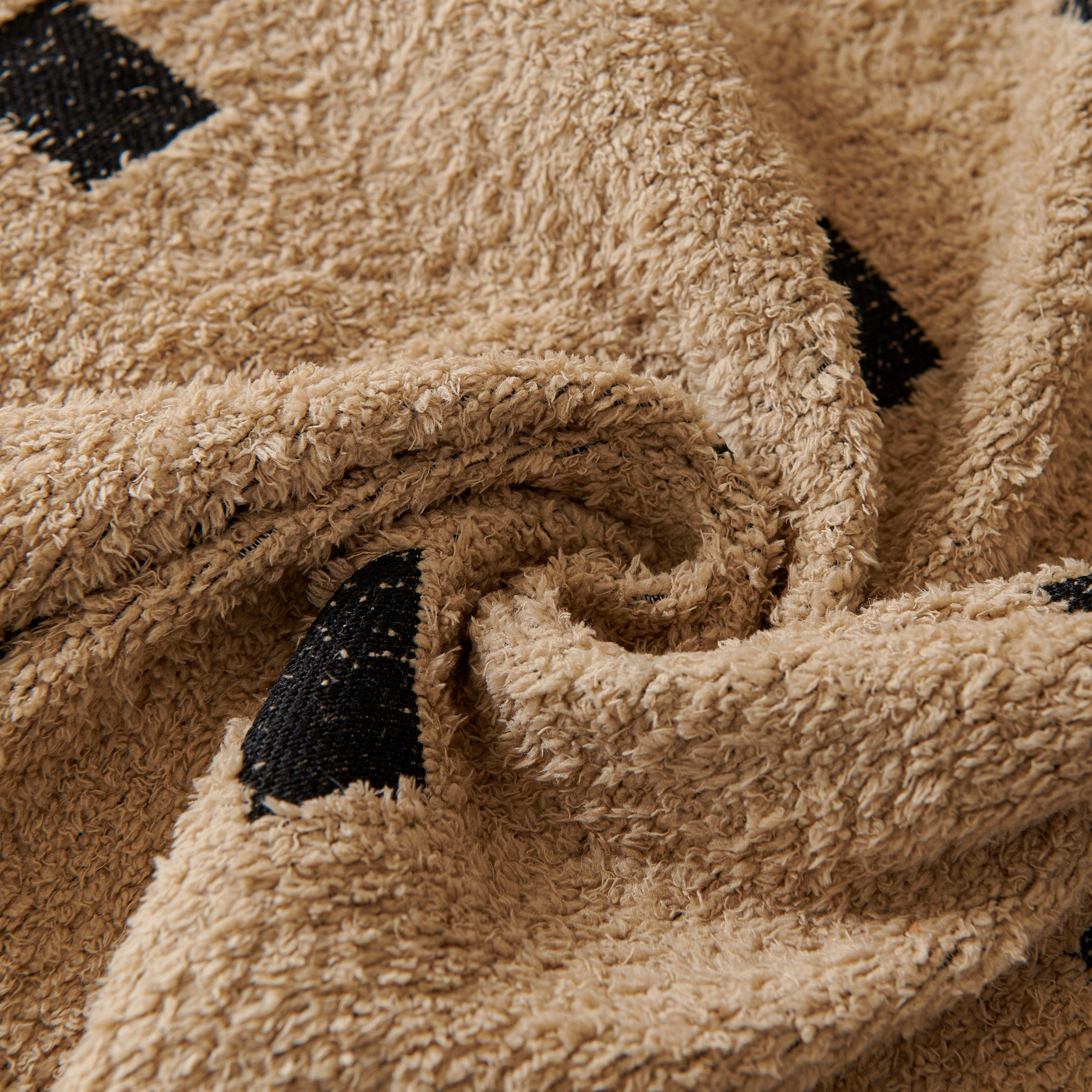 Sofa Throw Blanket with Woven Geometric Pattern & Tassels, Soft & Thick Couch Cover