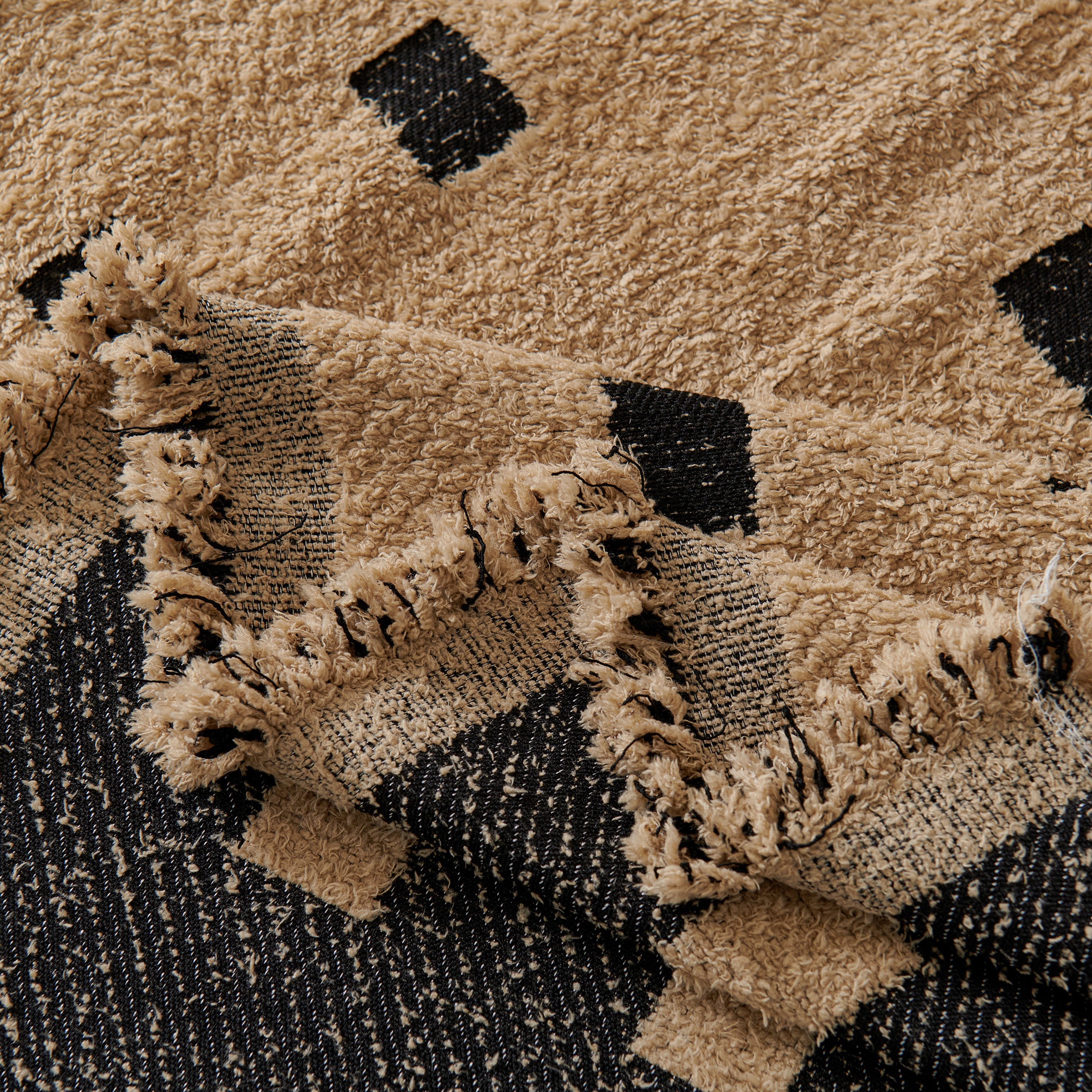 Sofa Throw Blanket with Woven Geometric Pattern & Tassels, Soft & Thick Couch Cover