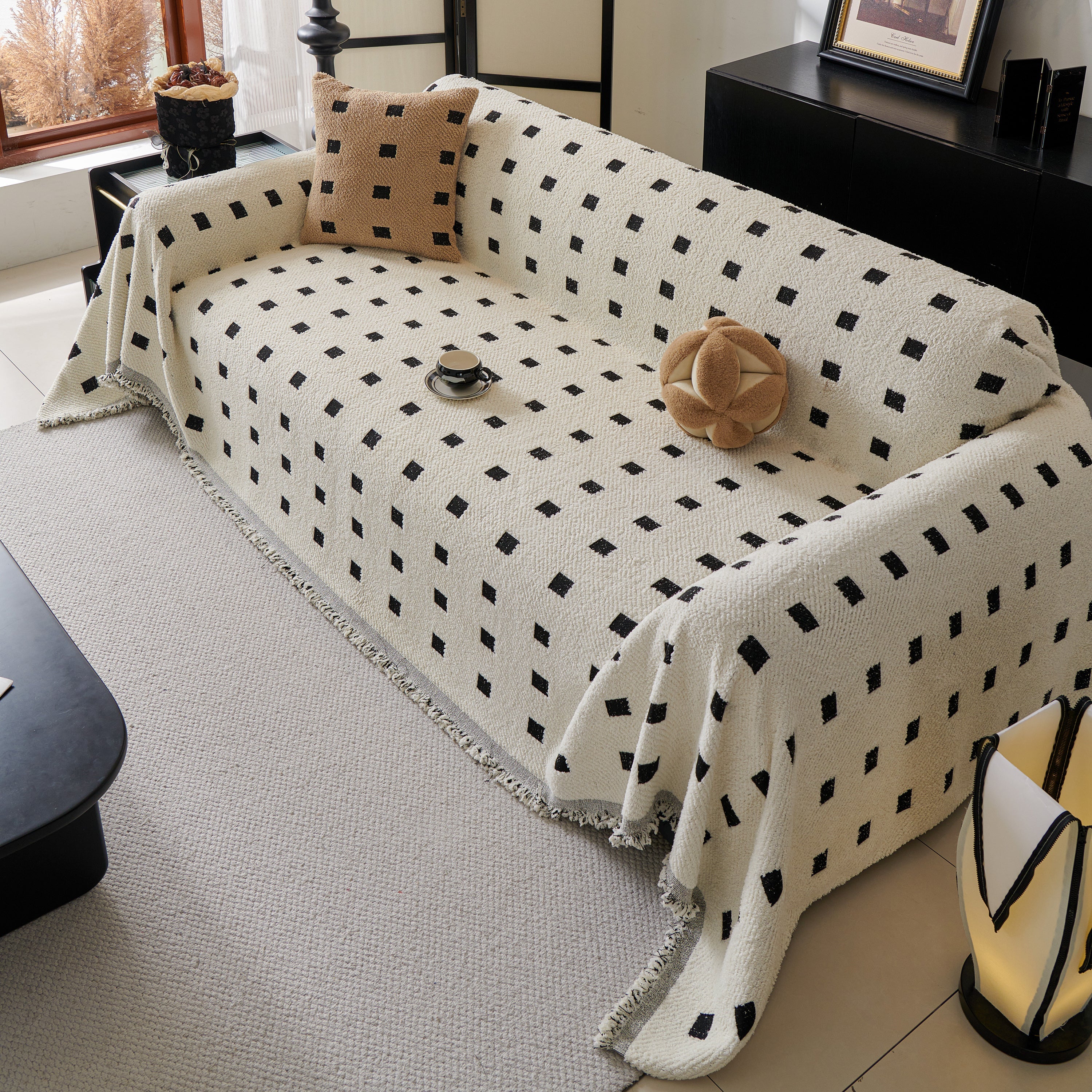 Sofa Throw Blanket with Woven Geometric Pattern & Tassels, Soft & Thick Couch Cover