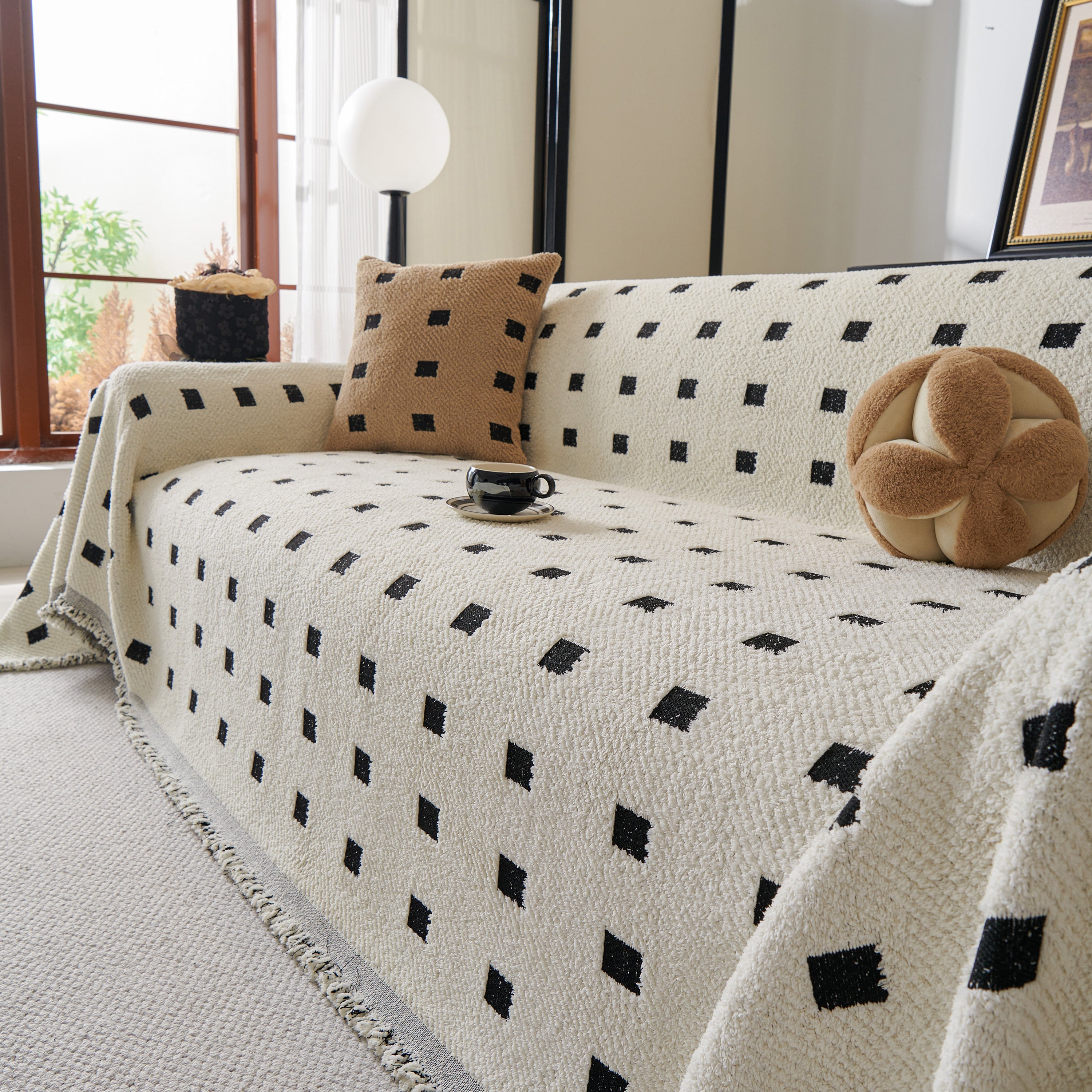 Sofa Throw Blanket with Woven Geometric Pattern & Tassels, Soft & Thick Couch Cover
