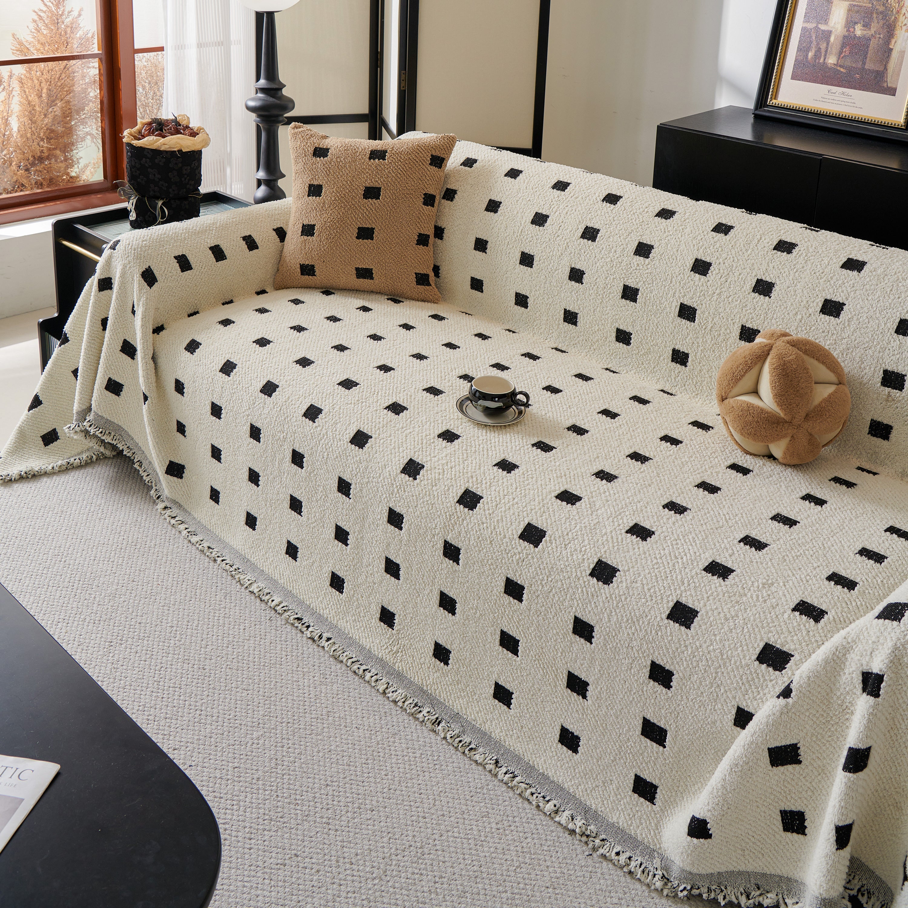 Sofa Throw Blanket with Woven Geometric Pattern & Tassels, Soft & Thick Couch Cover
