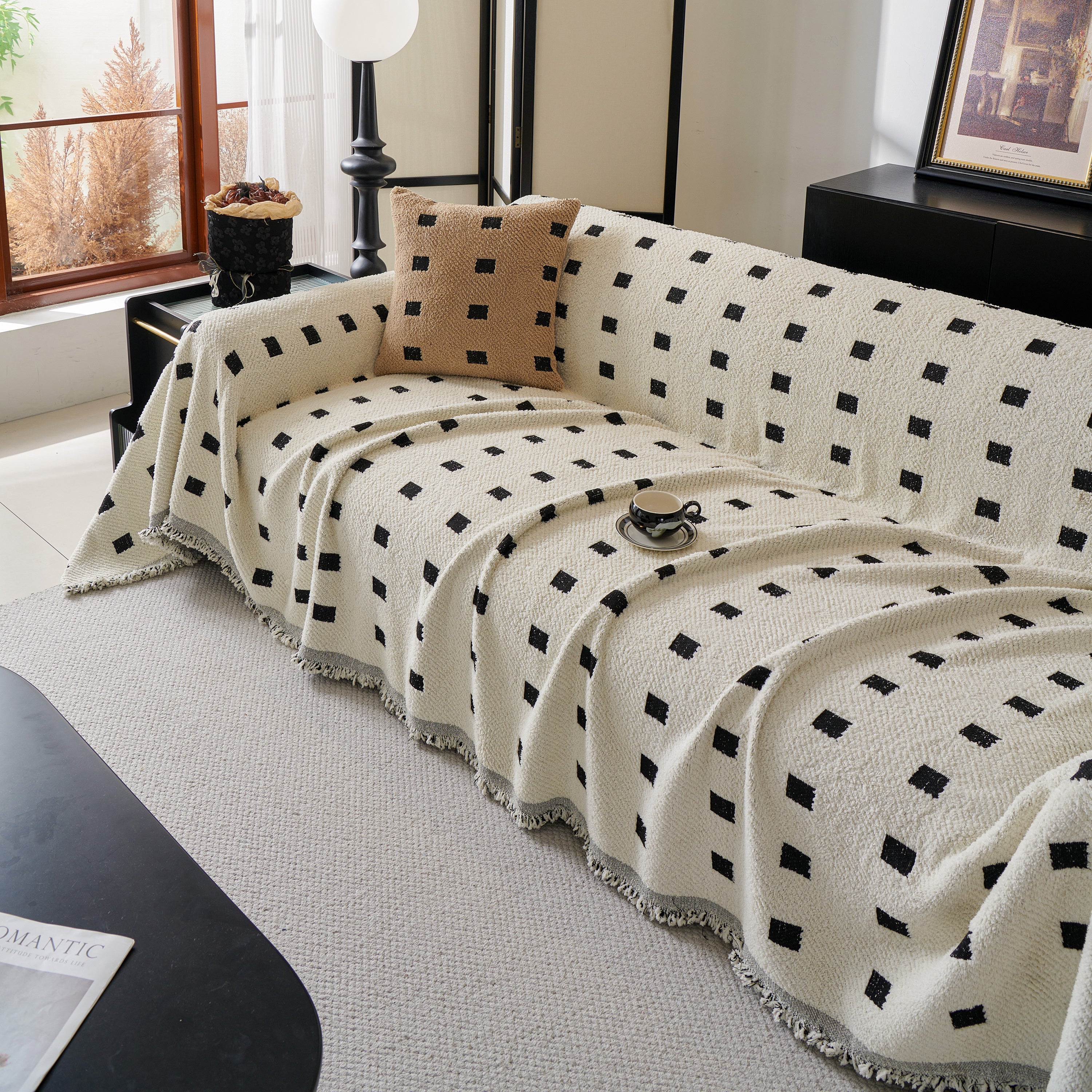 Sofa Throw Blanket with Woven Geometric Pattern & Tassels, Soft & Thick Couch Cover
