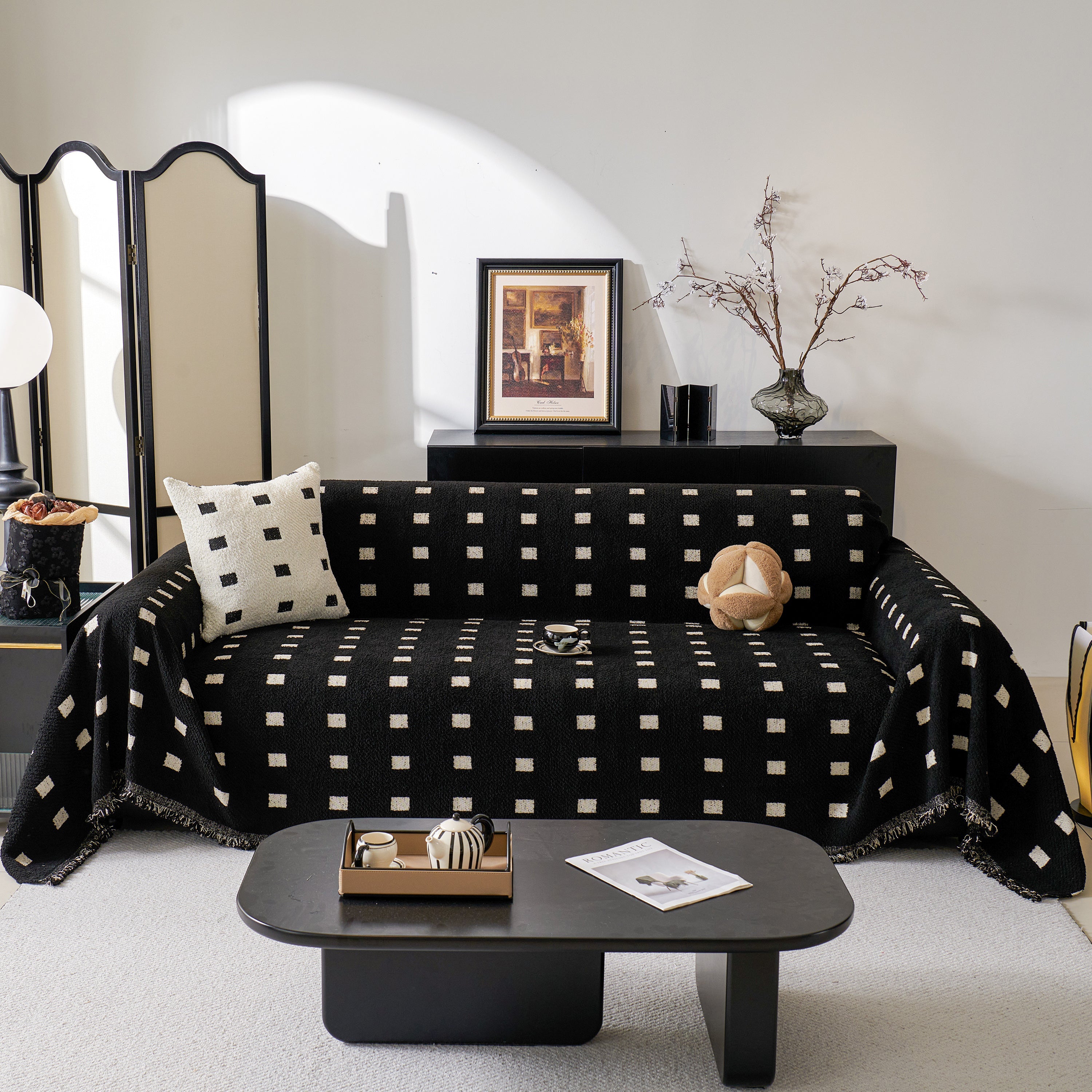 Sofa Throw Blanket with Woven Geometric Pattern & Tassels, Soft & Thick Couch Cover