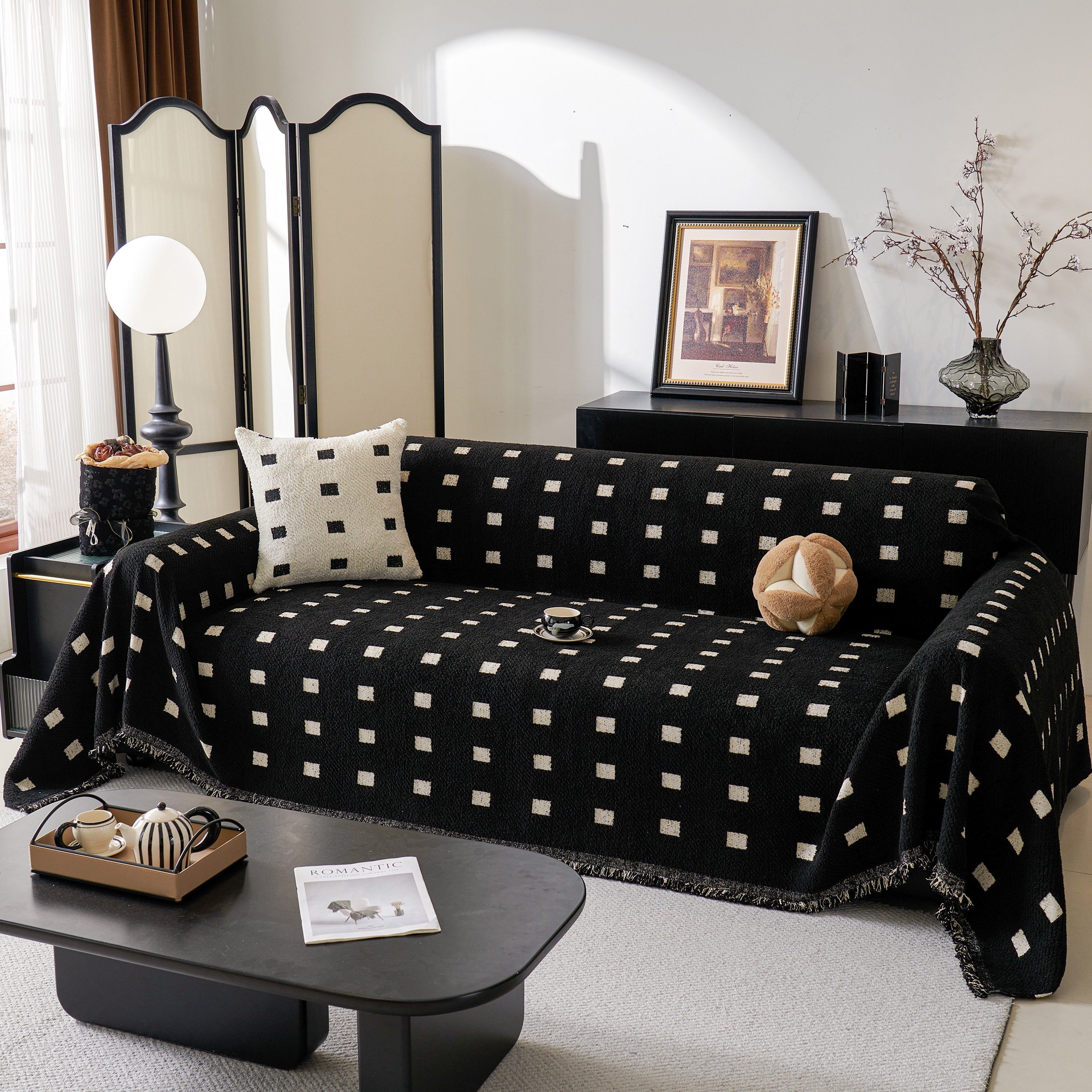 Sofa Throw Blanket with Woven Geometric Pattern & Tassels, Soft & Thick Couch Cover