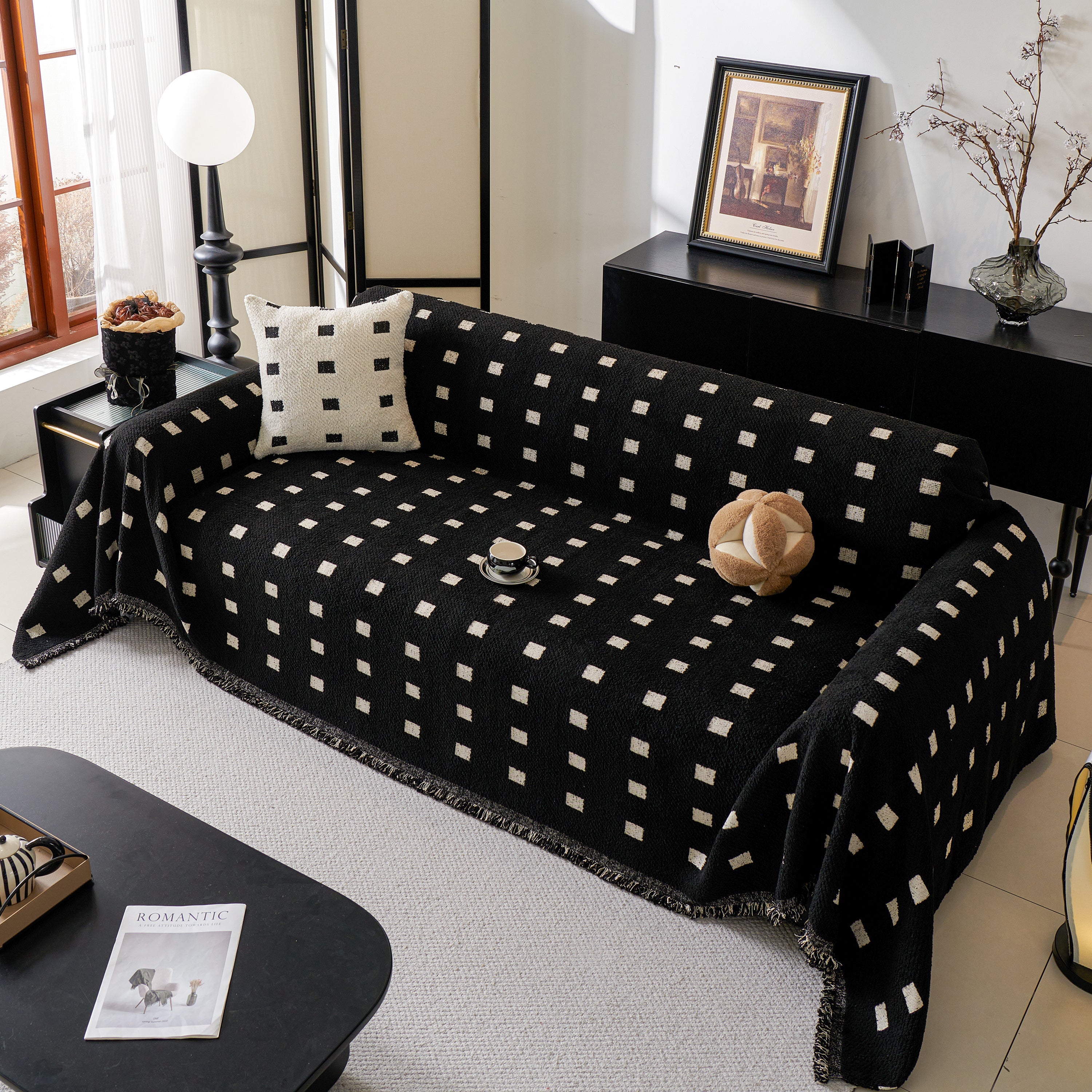 Sofa Throw Blanket with Woven Geometric Pattern & Tassels, Soft & Thick Couch Cover