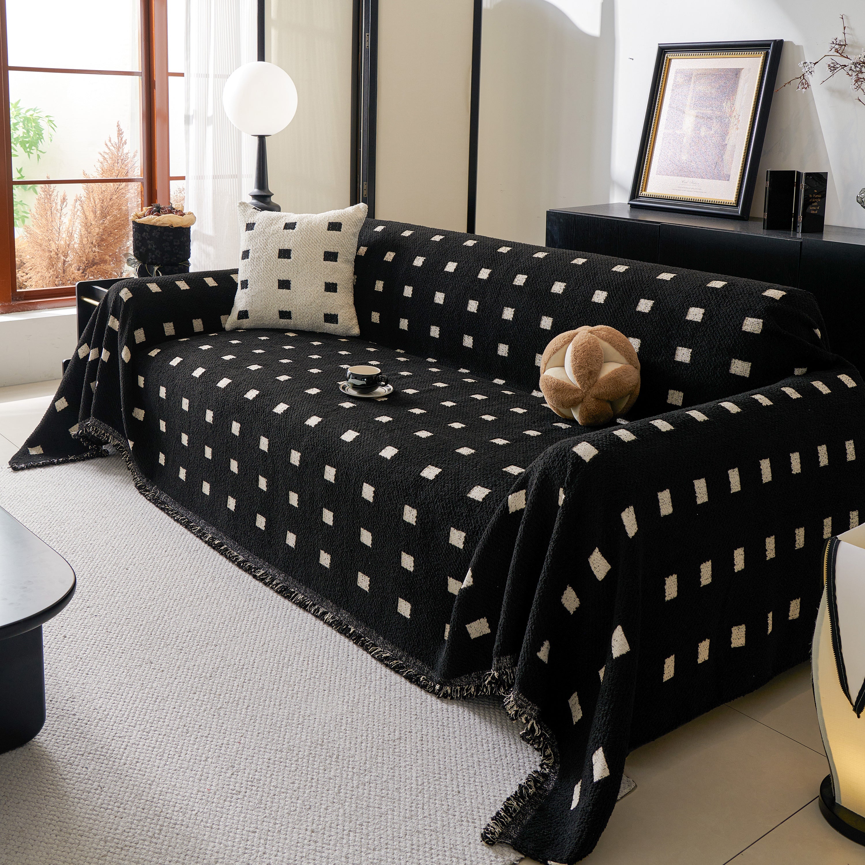 Sofa Throw Blanket with Woven Geometric Pattern & Tassels, Soft & Thick Couch Cover