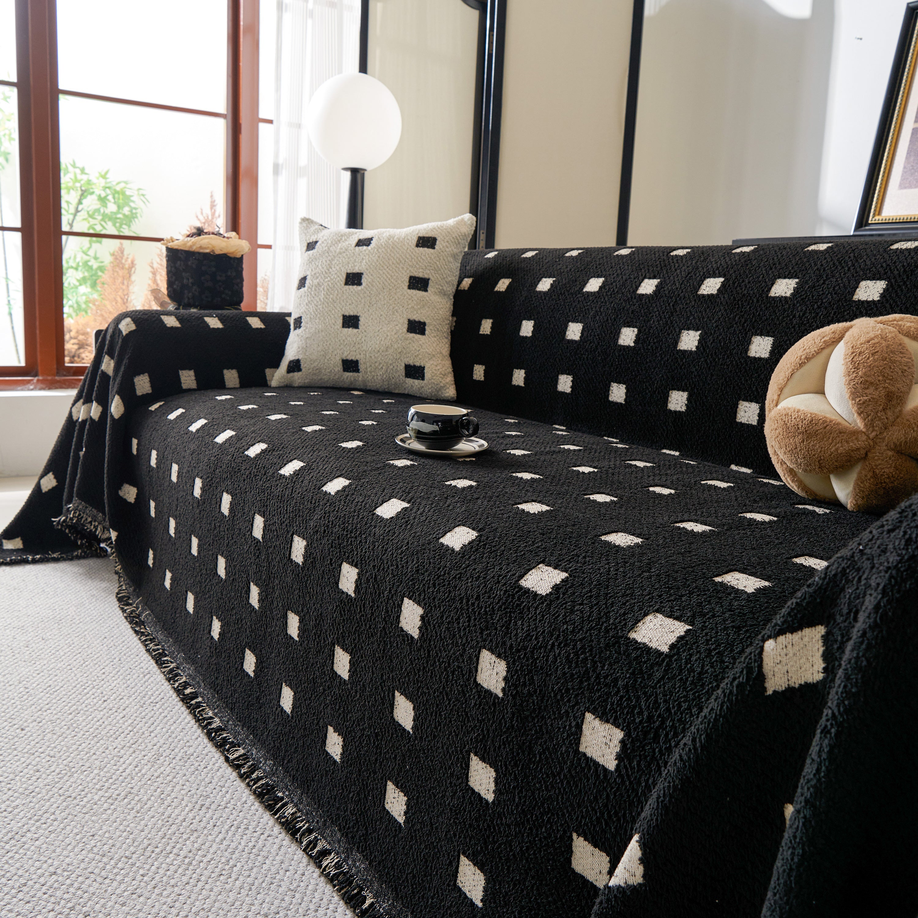 Sofa Throw Blanket with Woven Geometric Pattern & Tassels, Soft & Thick Couch Cover