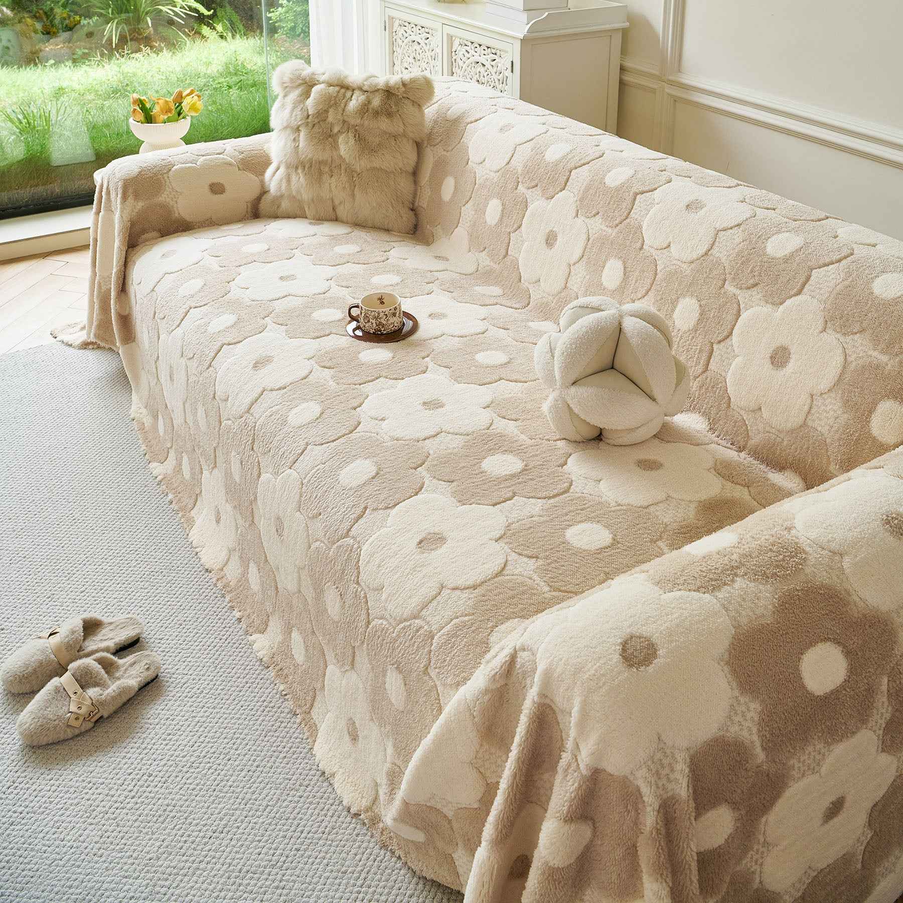 Plush Floral Sofa Throw Cover, Thick Soft Couch Protector Throw Couch for Dogs, Kids
