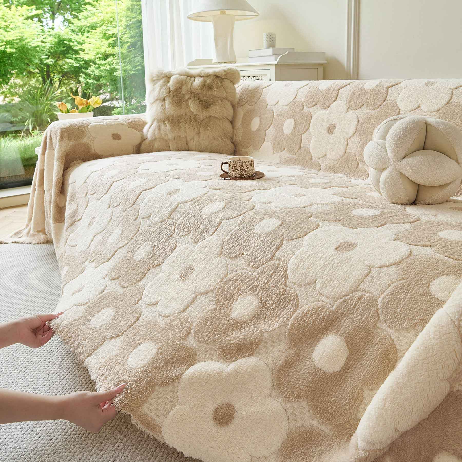 Plush Floral Sofa Throw Cover, Thick Soft Couch Protector Throw Couch for Dogs, Kids