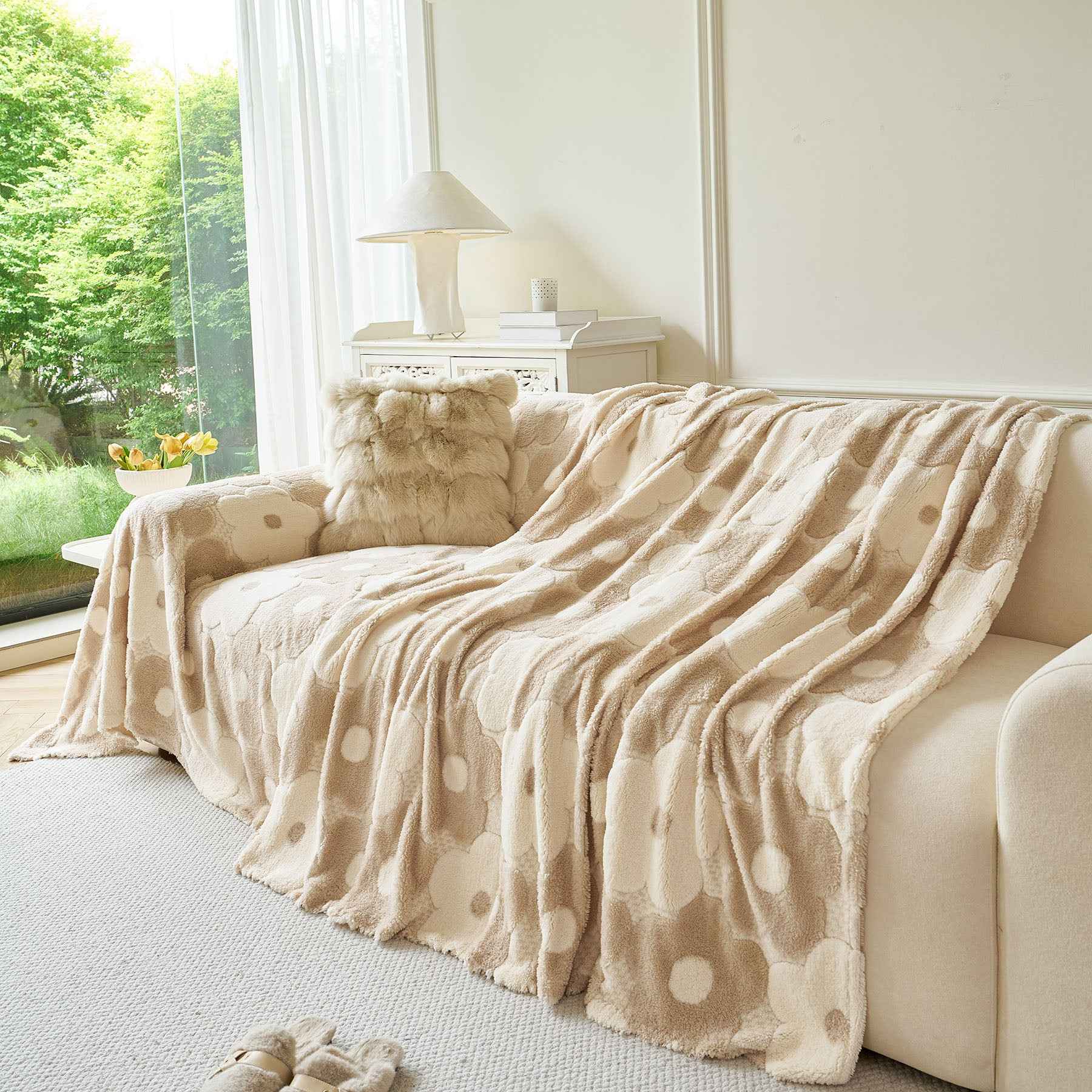 Plush Floral Sofa Throw Cover, Thick Soft Couch Protector Throw Couch for Dogs, Kids