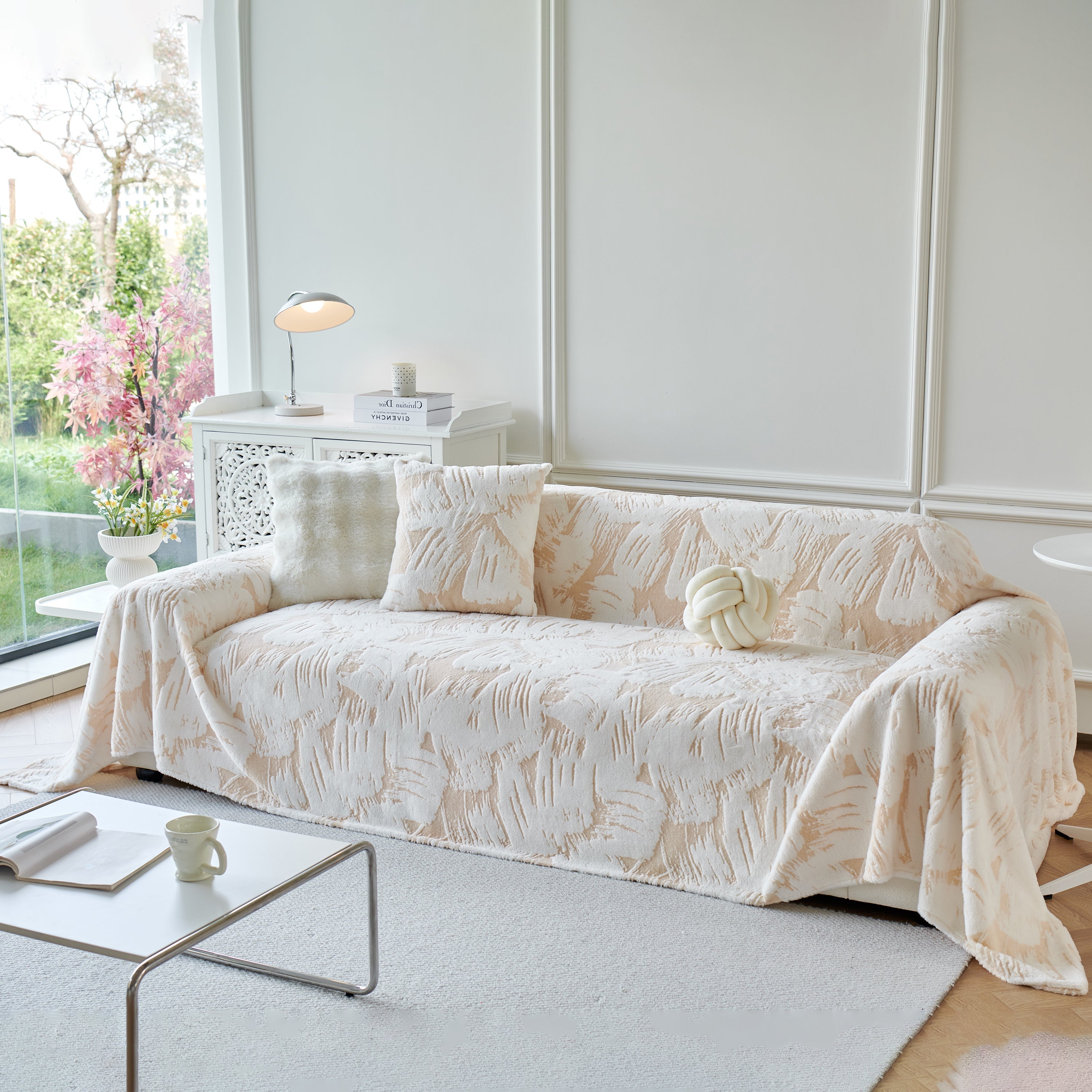 Plush Faux Fur Warm Sofa Cover with Waves Jacquard Textured Throw Blankets for Couch