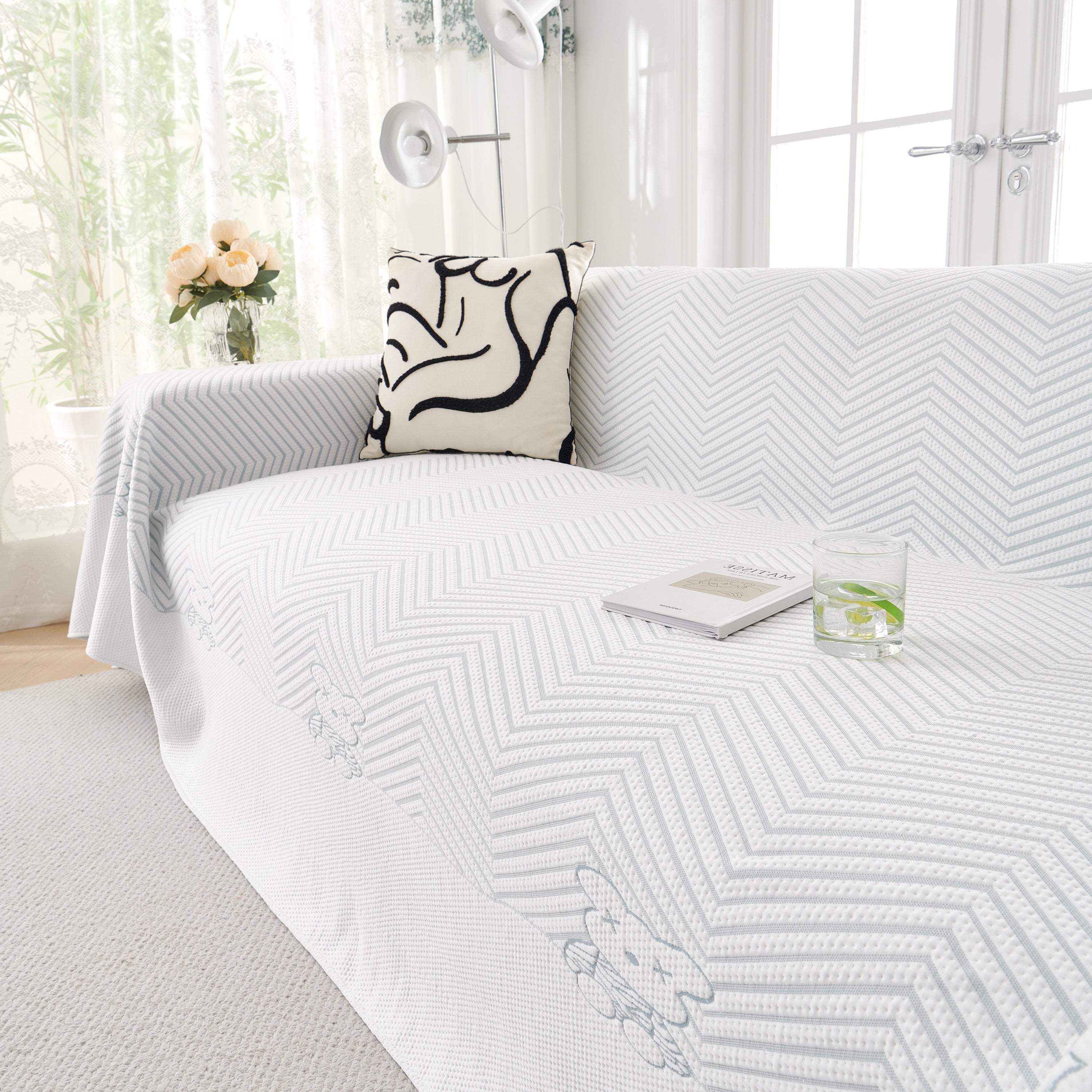 Cool Summer Blanket for Couches Soft Comfy Lightweight Cooling Sofa Blankets Cover