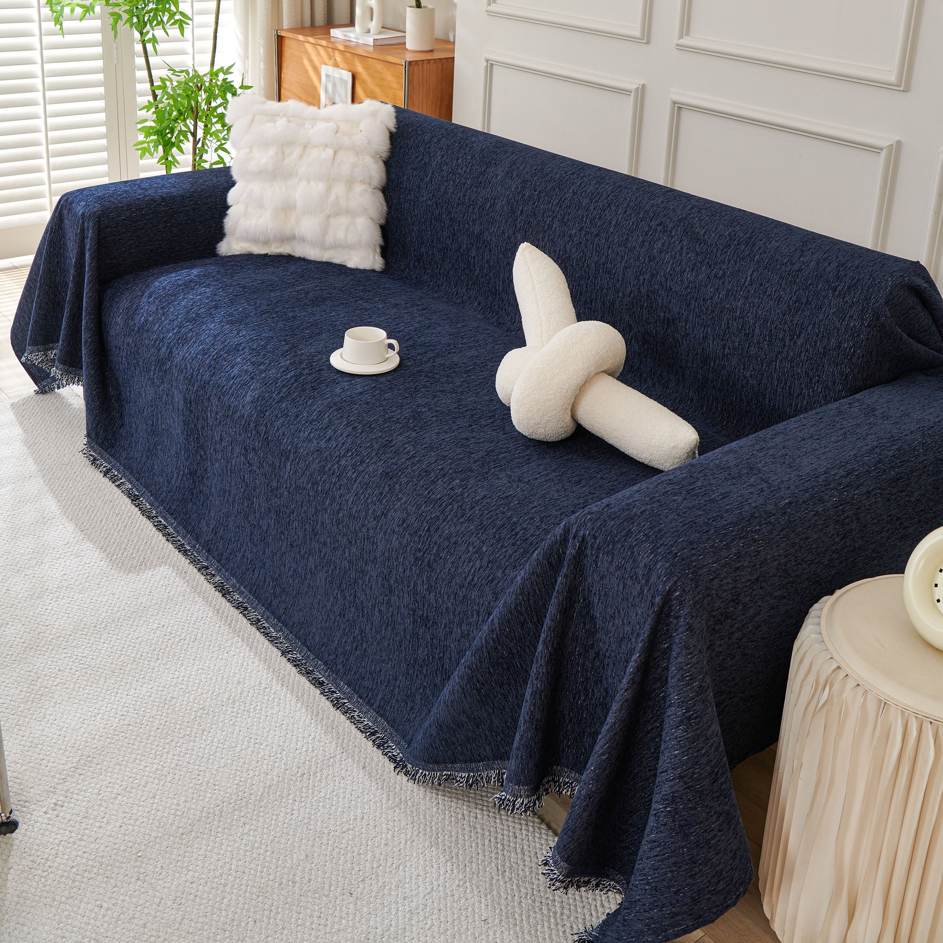 Solid Color Chenille Sofa Throw Blanket, Modern Decor Soft Couch Cover with Fringes