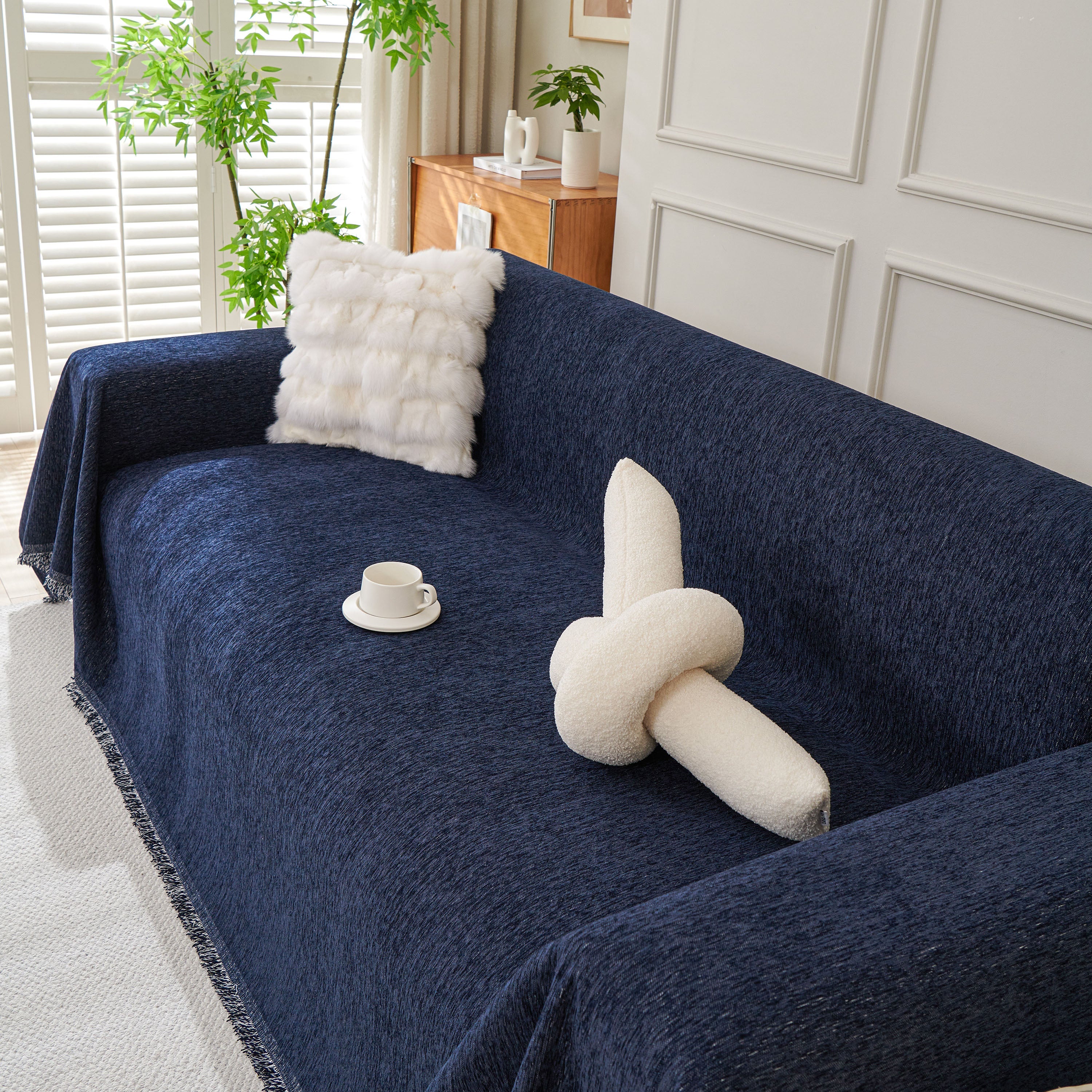 Solid Color Chenille Sofa Throw Blanket, Modern Decor Soft Couch Cover with Fringes