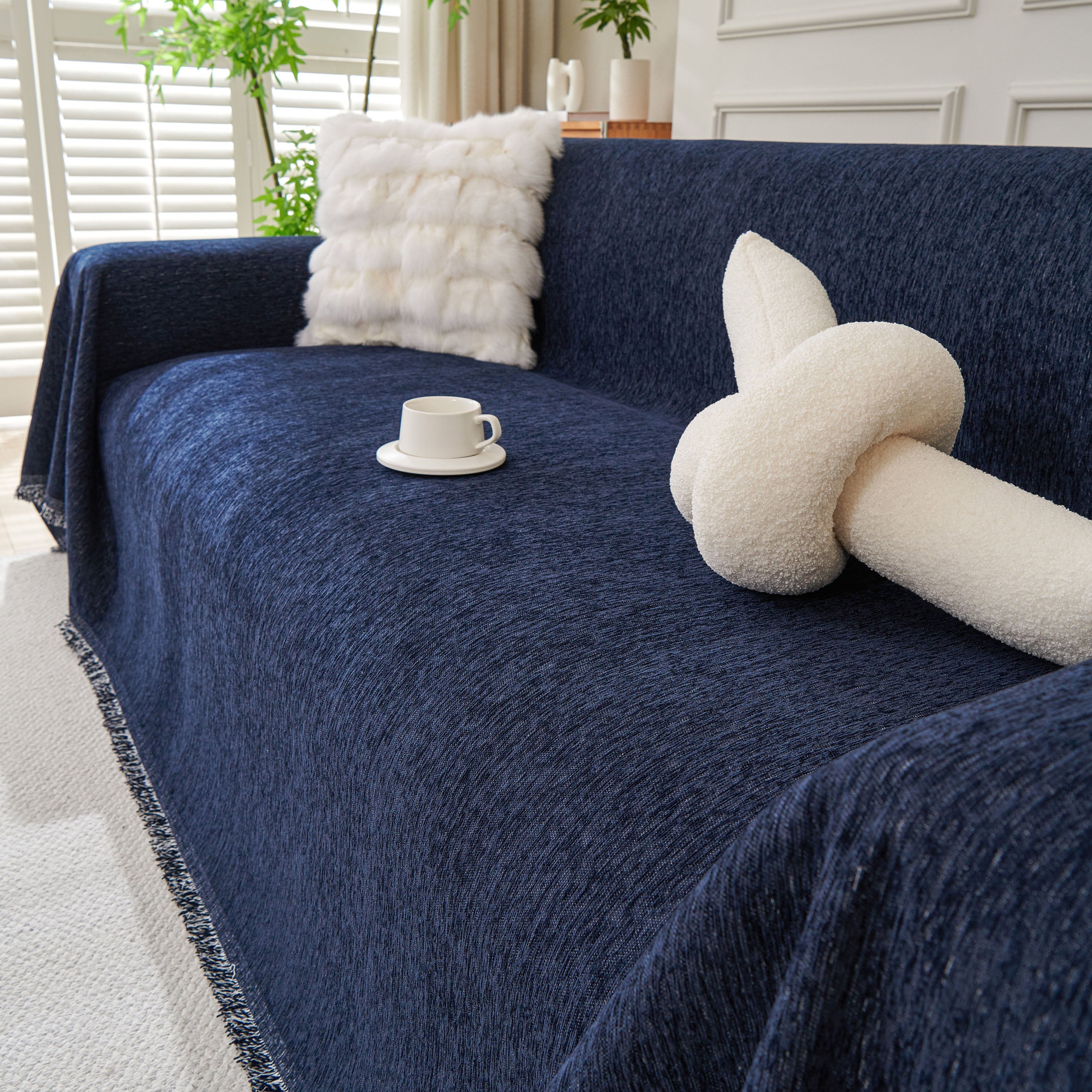 Solid Color Chenille Sofa Throw Blanket, Modern Decor Soft Couch Cover with Fringes
