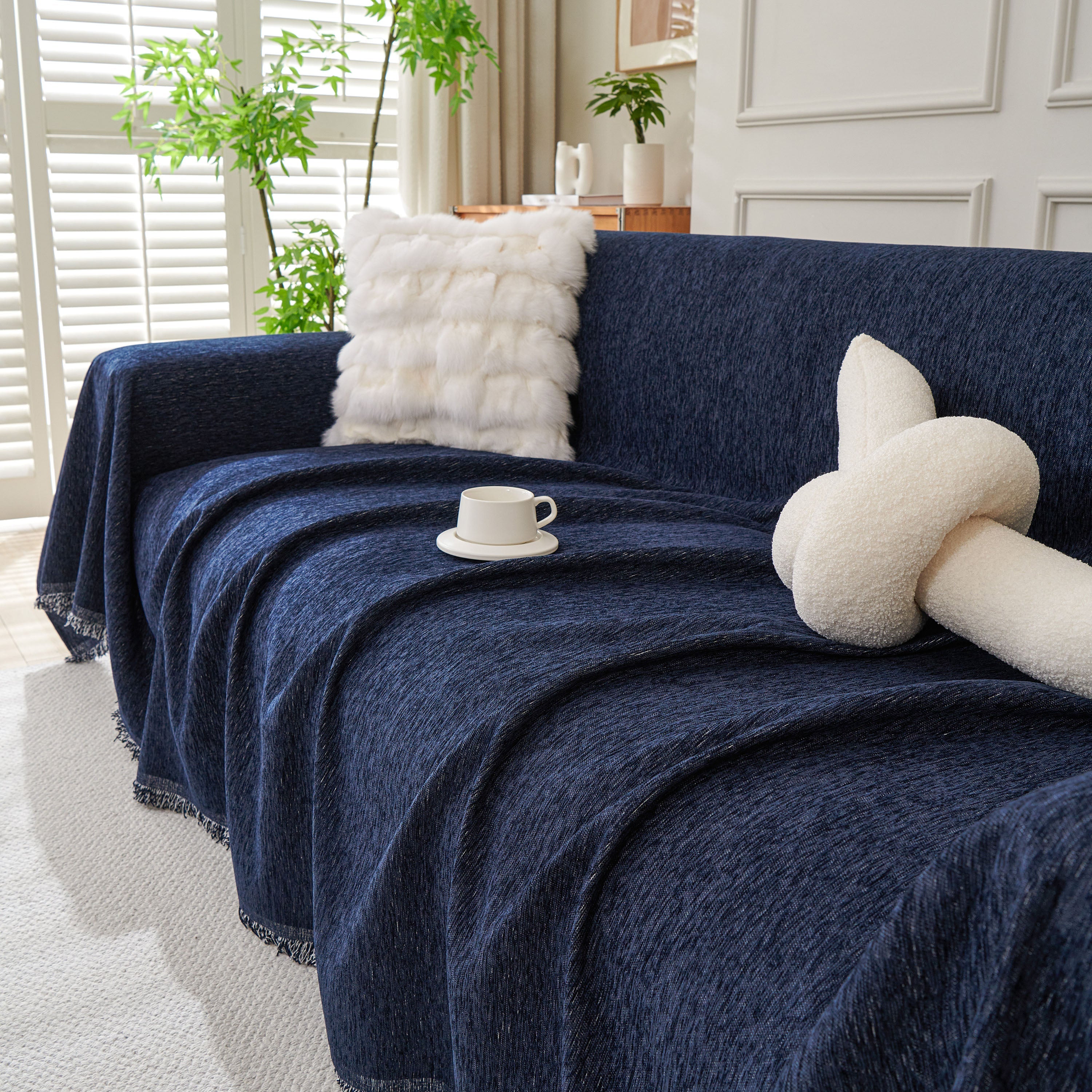 Solid Color Chenille Sofa Throw Blanket, Modern Decor Soft Couch Cover with Fringes