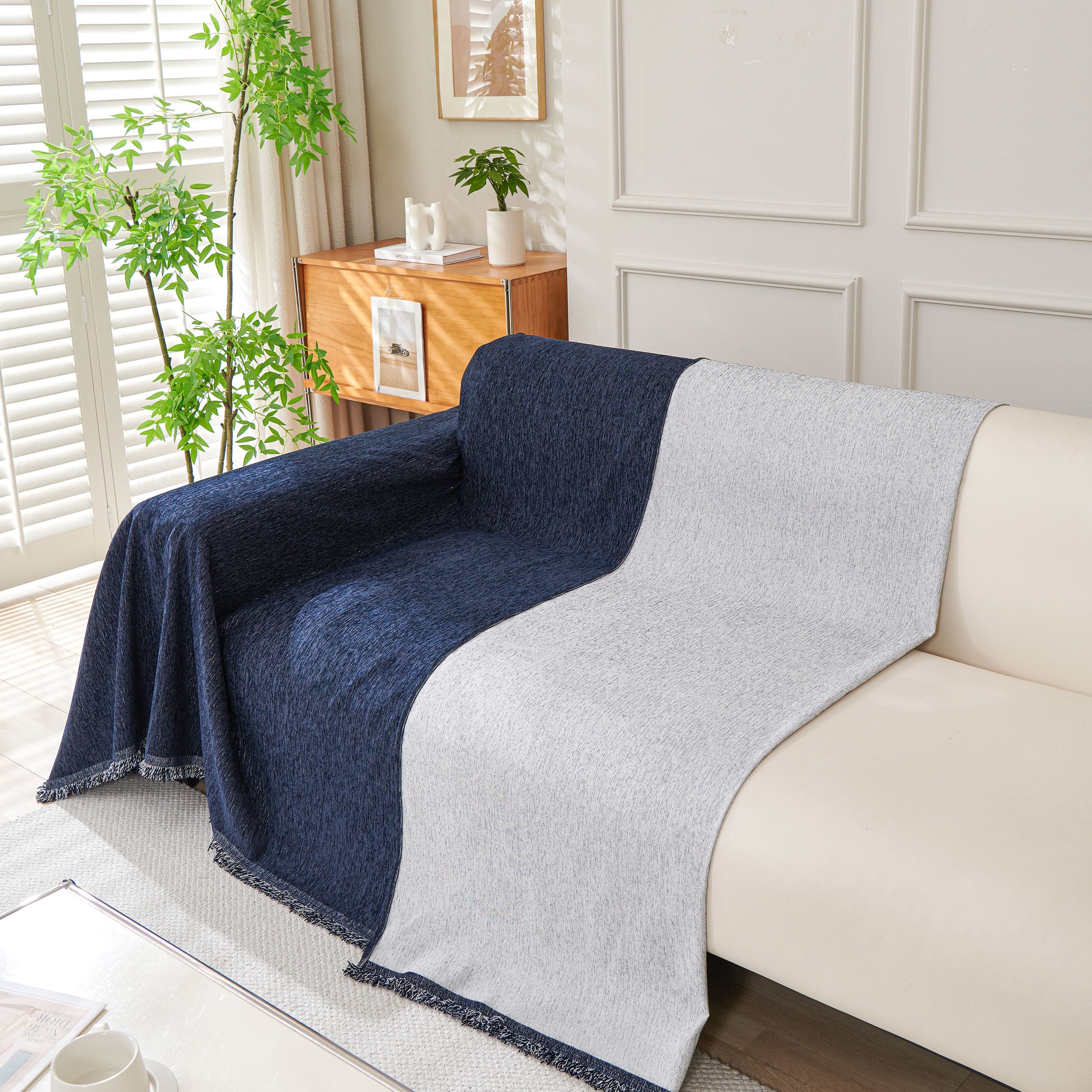 Solid Color Chenille Sofa Throw Blanket, Modern Decor Soft Couch Cover with Fringes