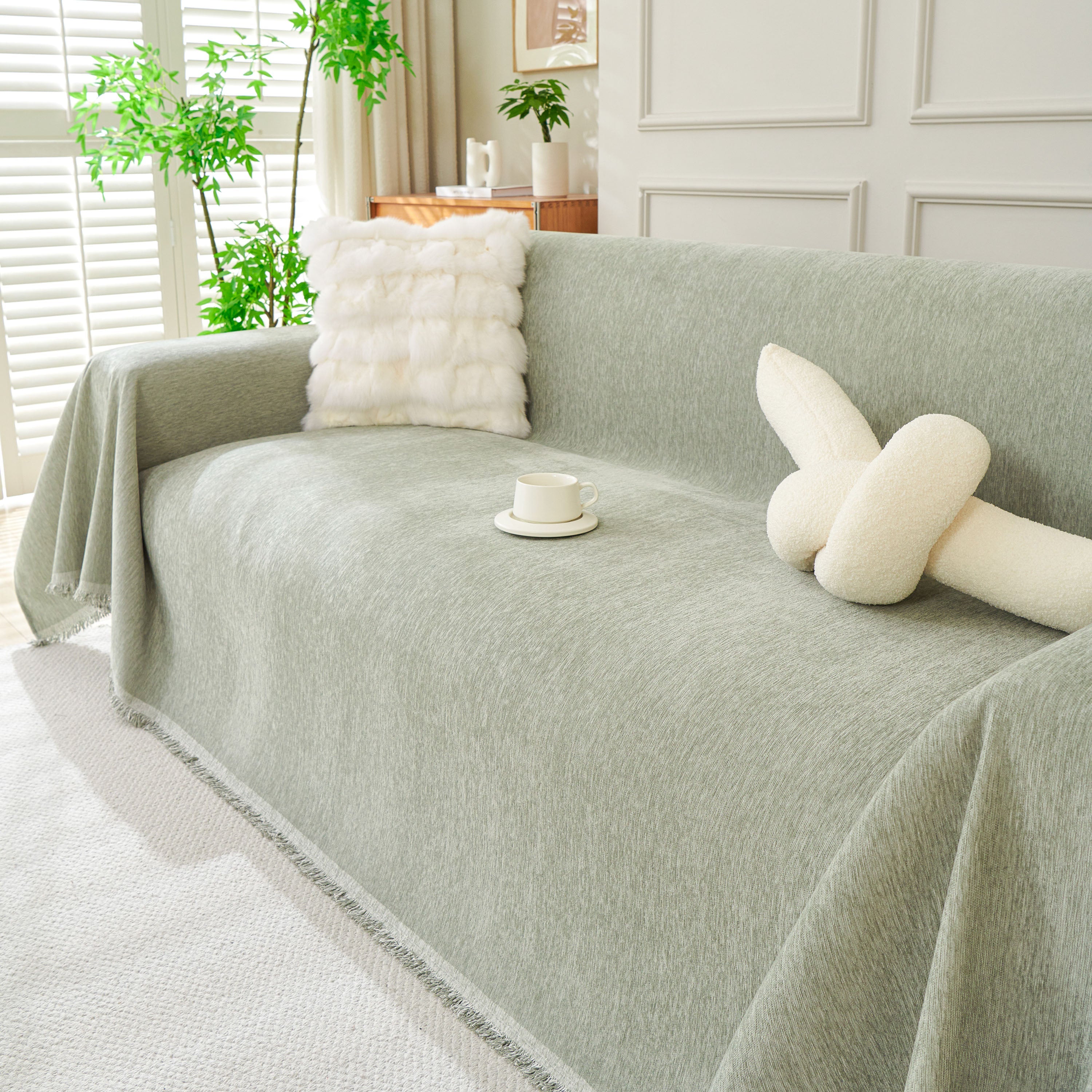 Solid Color Chenille Sofa Throw Blanket, Modern Decor Soft Couch Cover with Fringes