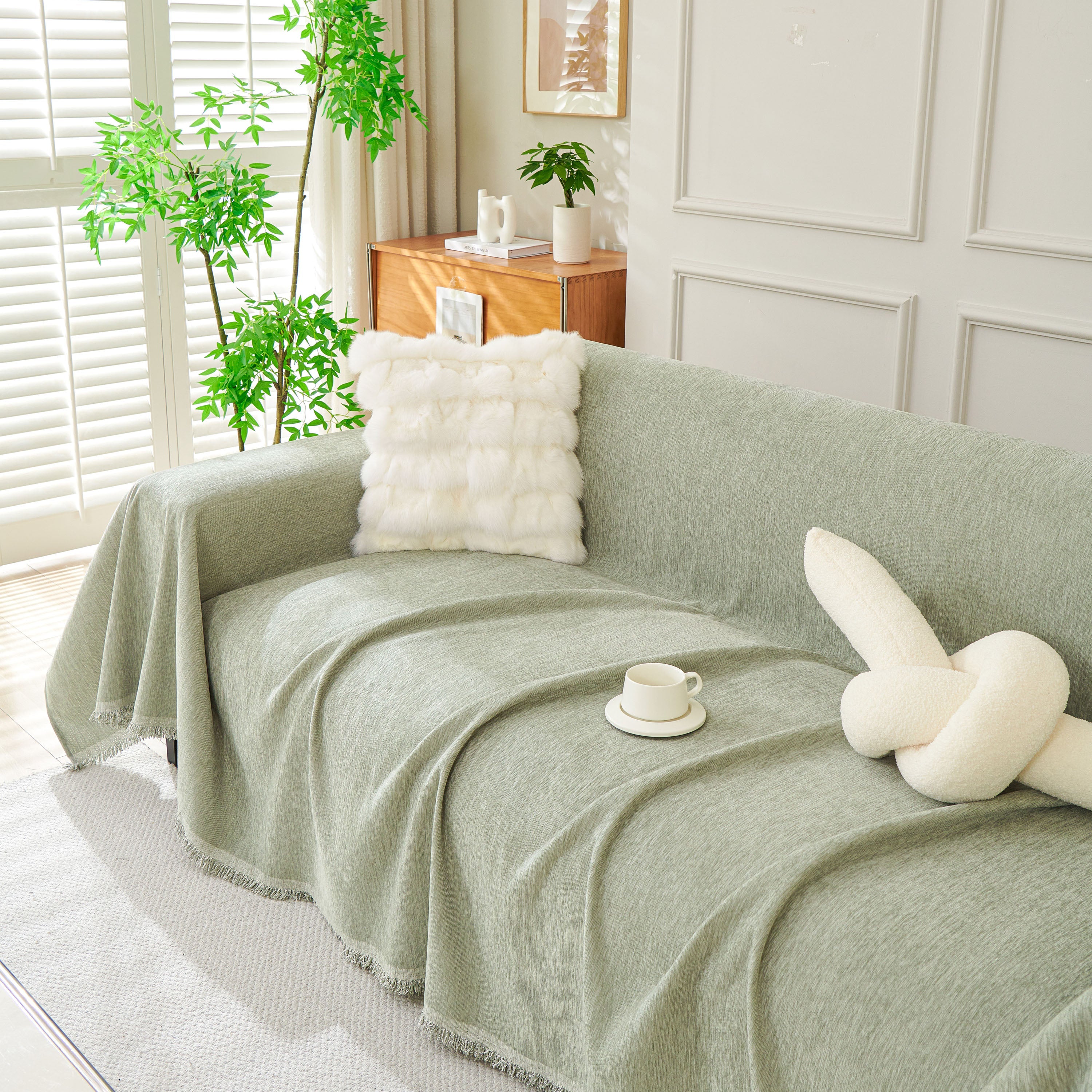 Solid Color Chenille Sofa Throw Blanket, Modern Decor Soft Couch Cover with Fringes