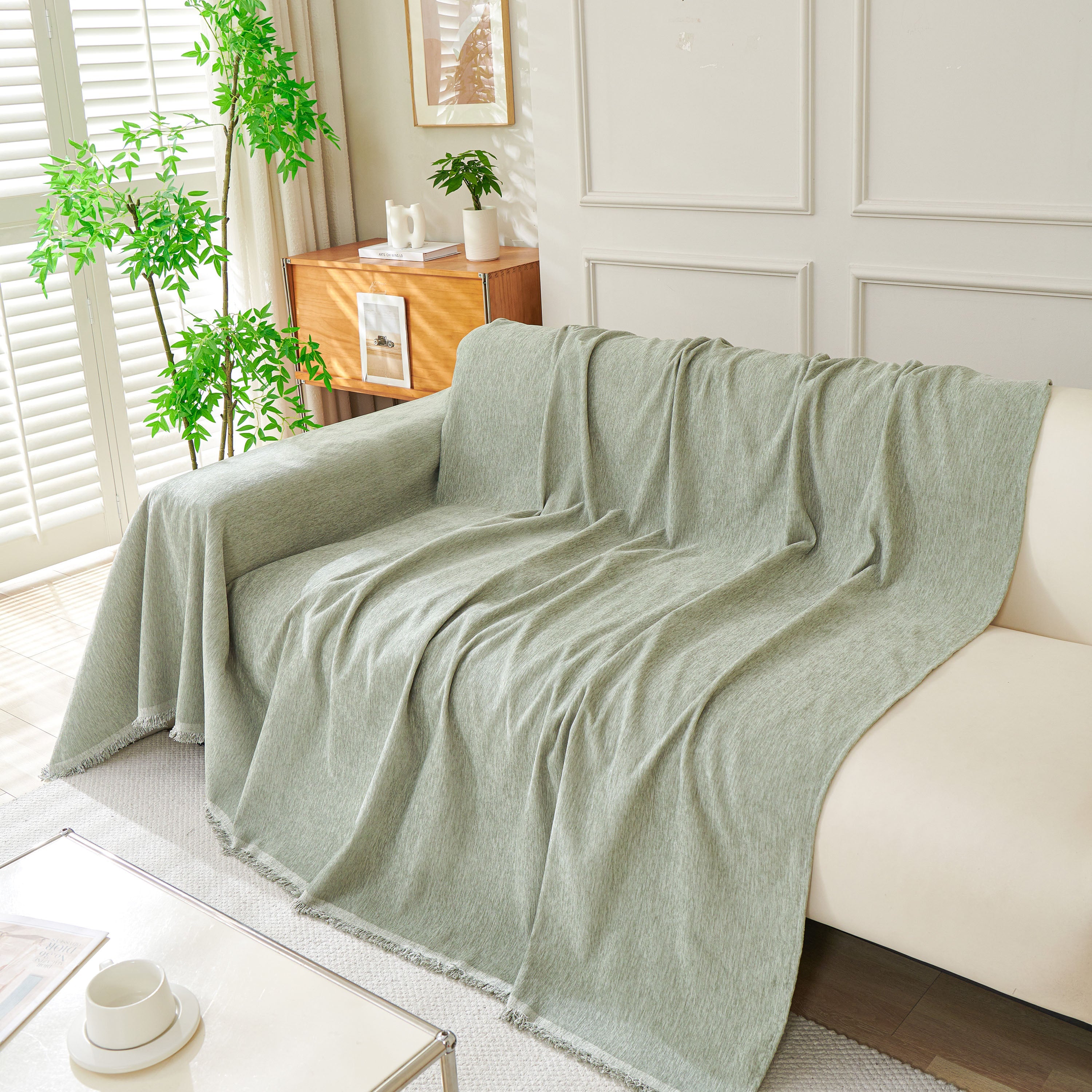 Solid Color Chenille Sofa Throw Blanket, Modern Decor Soft Couch Cover with Fringes