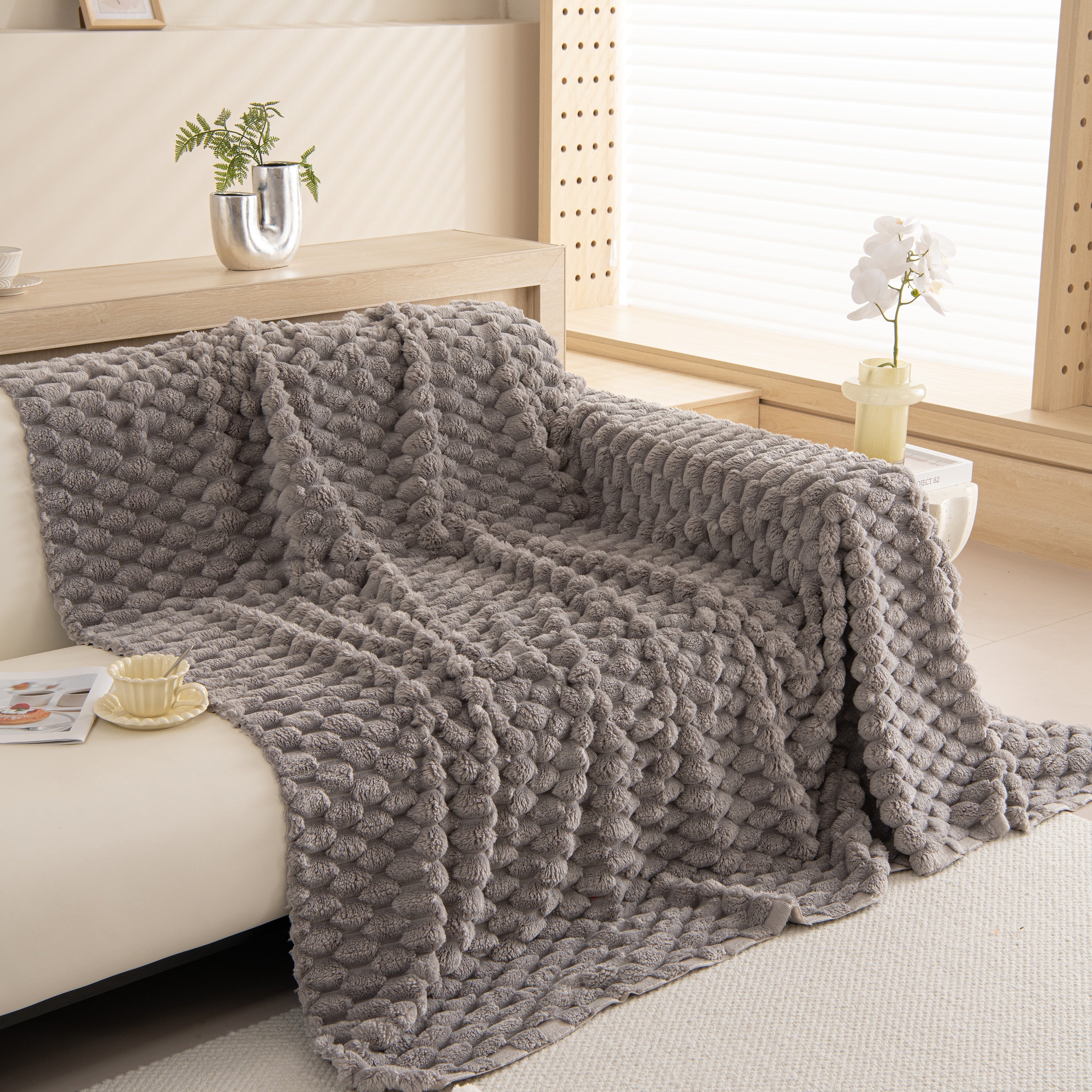 Thick Plush Faux Fur Couch Cover Blanket Warm Fuzzy Blanket Couch Protector for Winter