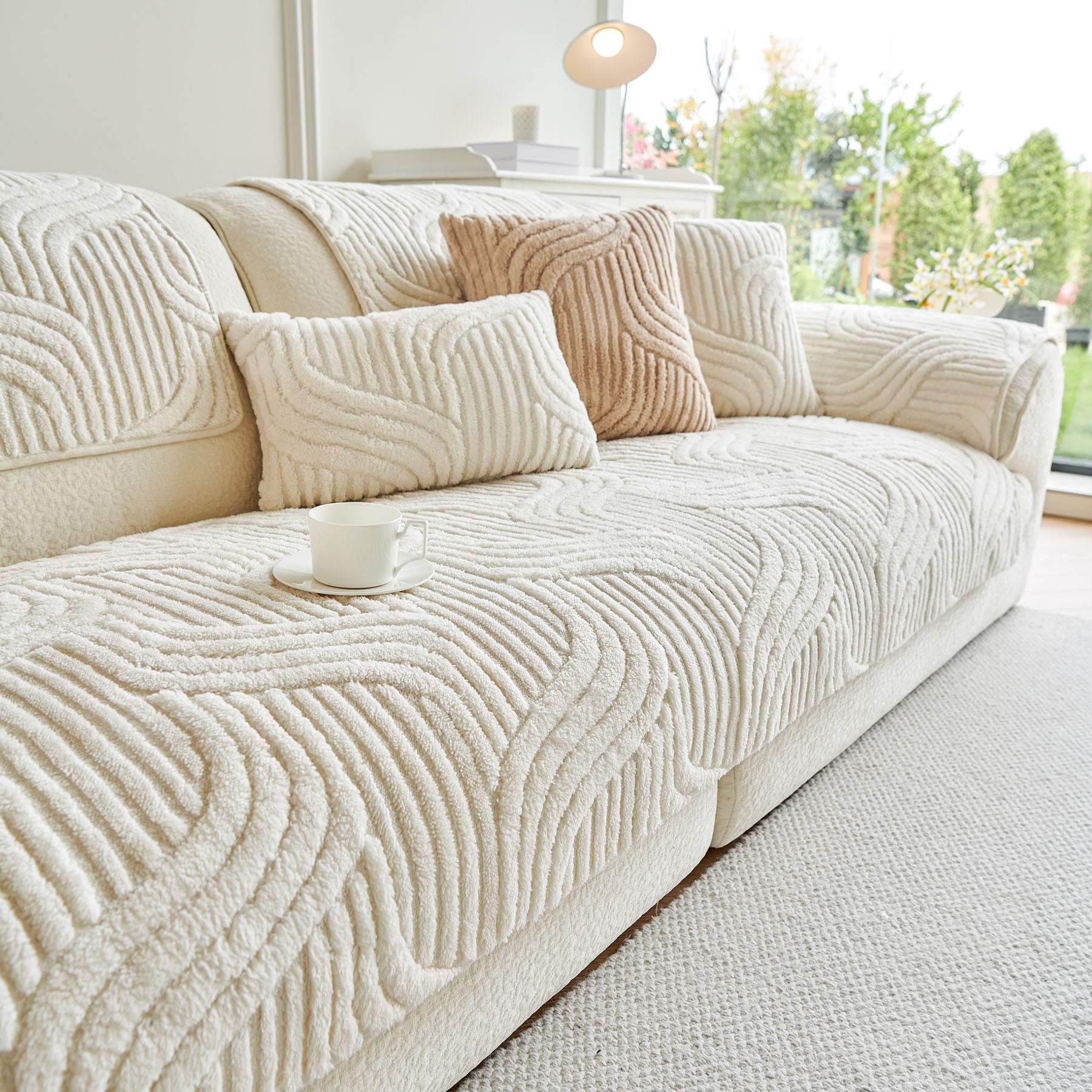 Luxury Plush Non-Slip Sofa Covers, Soft Fuzzy Embossed Sofa Topper & Seat Covers