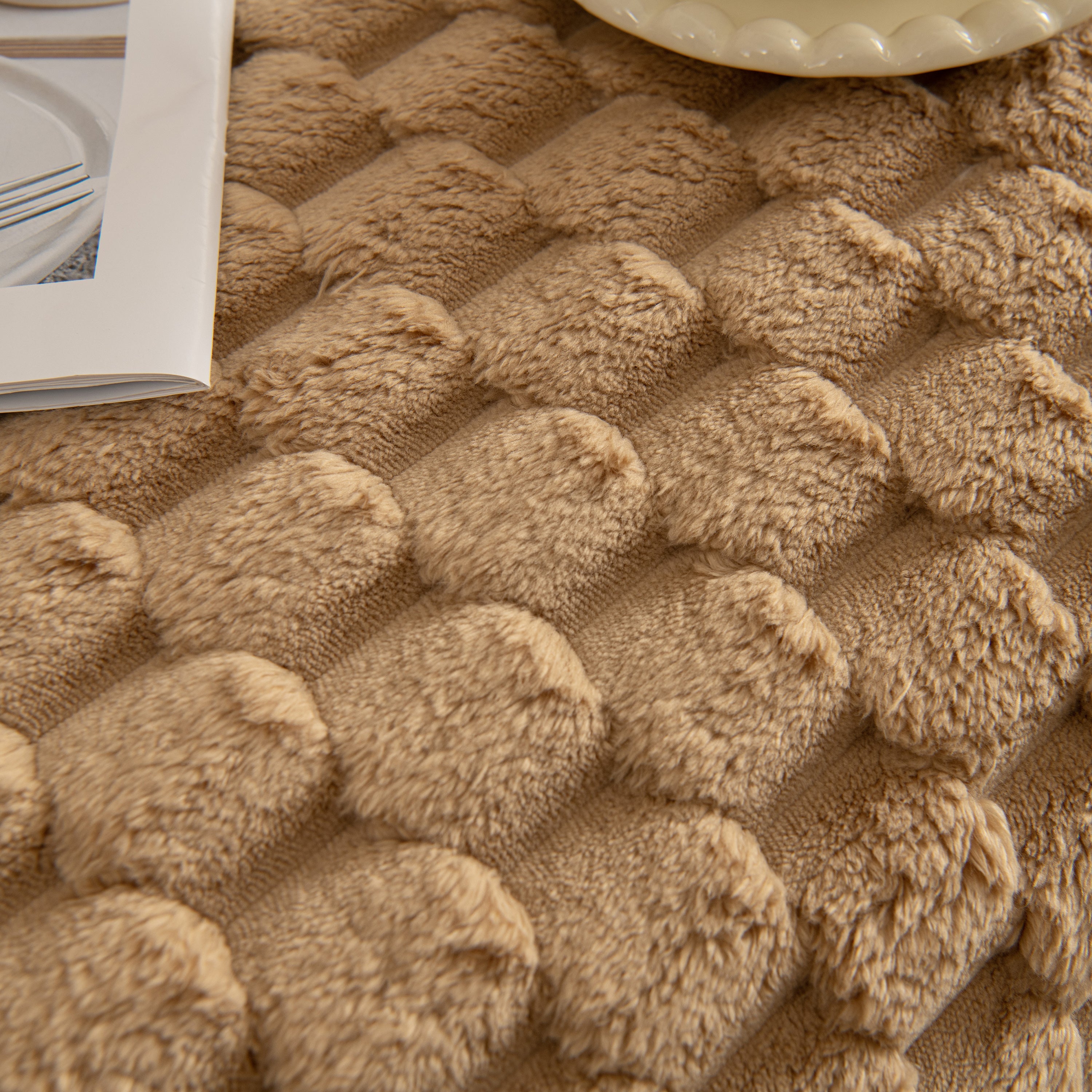 Thick Plush Faux Fur Couch Cover Blanket Warm Fuzzy Blanket Couch Protector for Winter