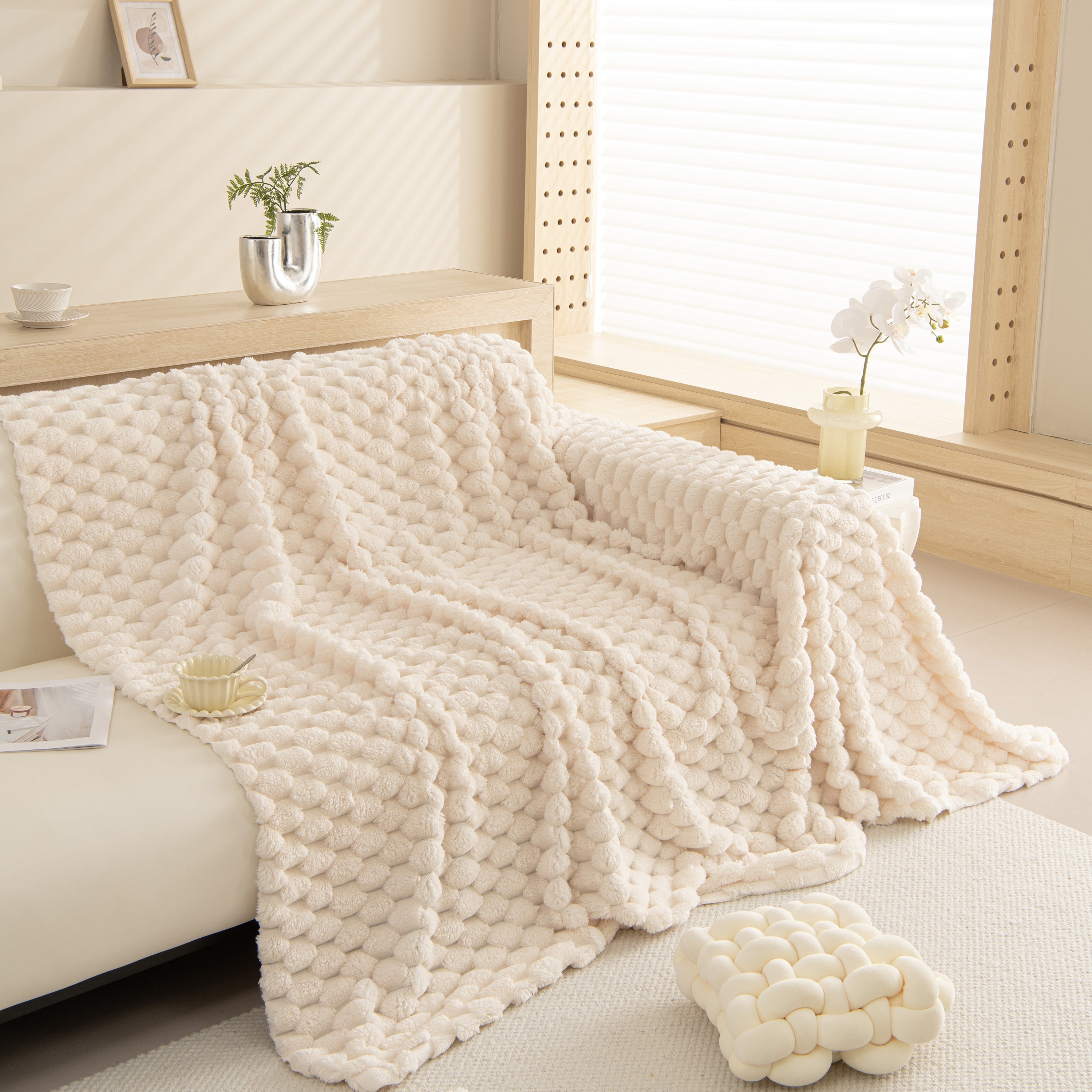 Thick Plush Faux Fur Couch Cover Blanket Warm Fuzzy Blanket Couch Protector for Winter