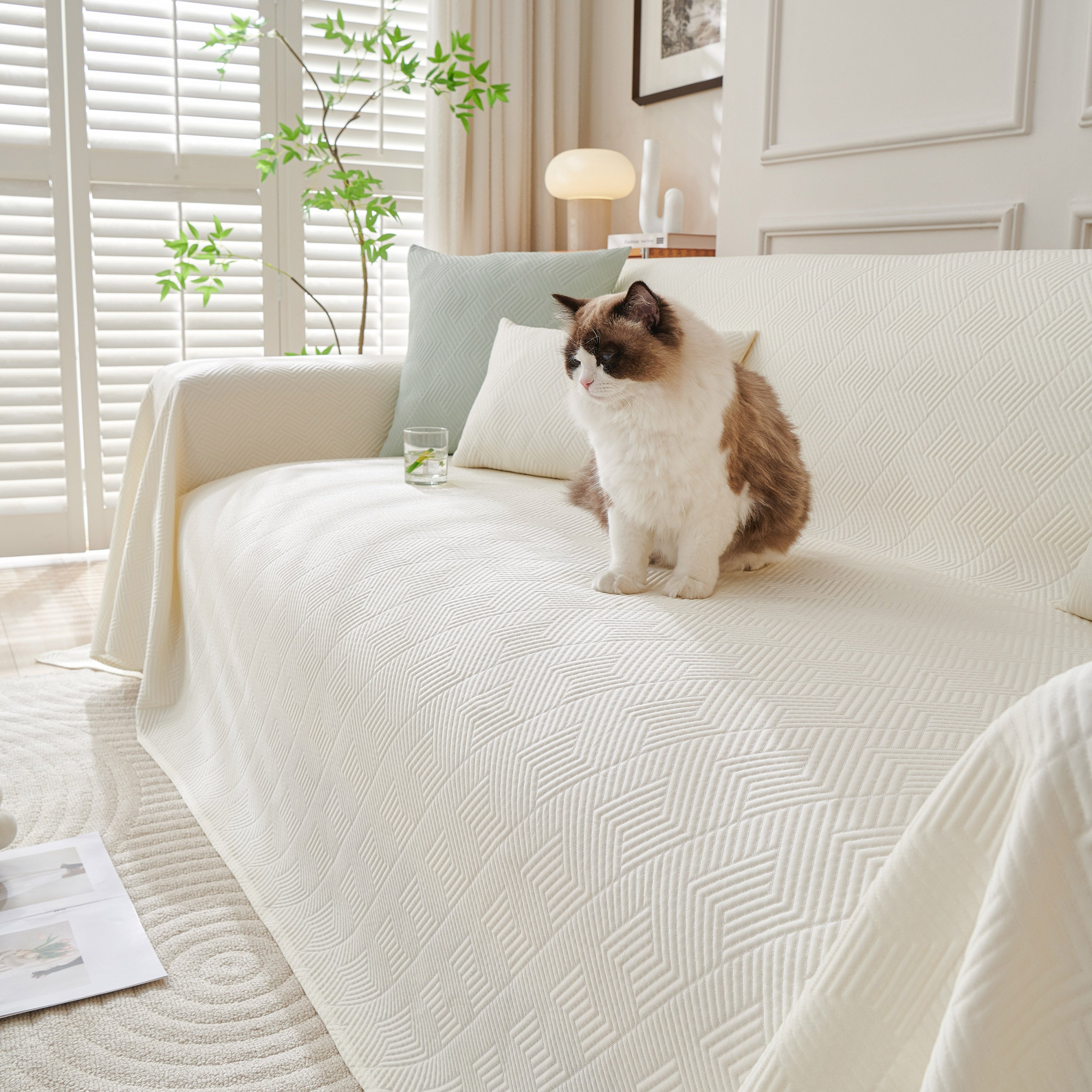 Cooling Scratch Proof Large Sofa Throw Cover, Geometric Texture Couch Protector