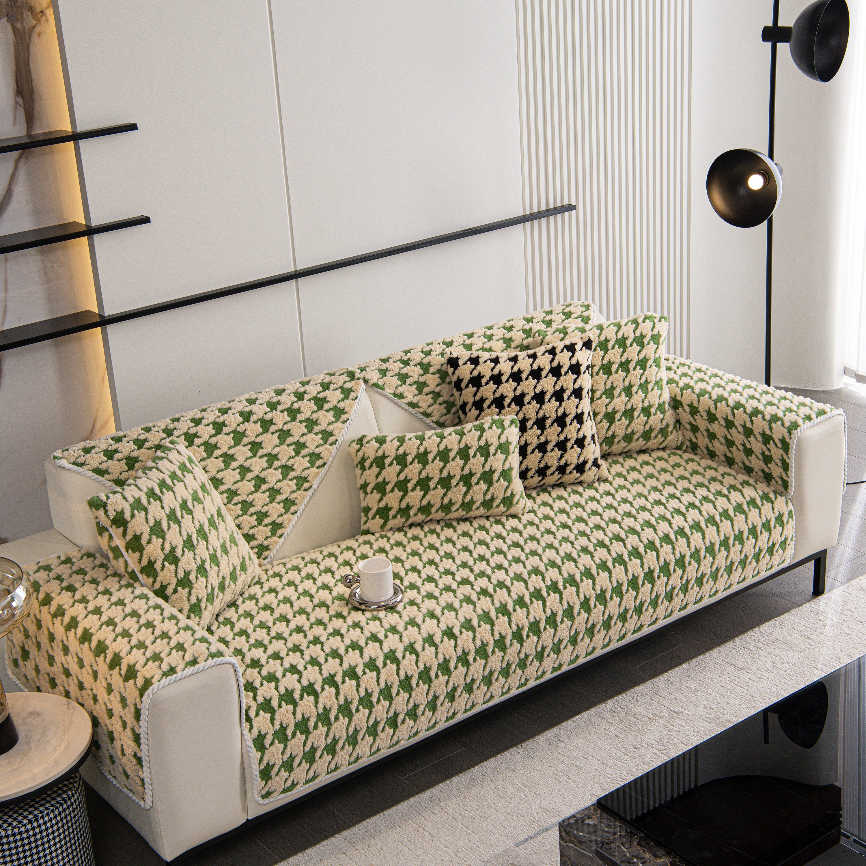 Winter Thickened Sherpa Fleece Houndstooth Sofa Cushion, Non-slip Sofa Cover with Plush
