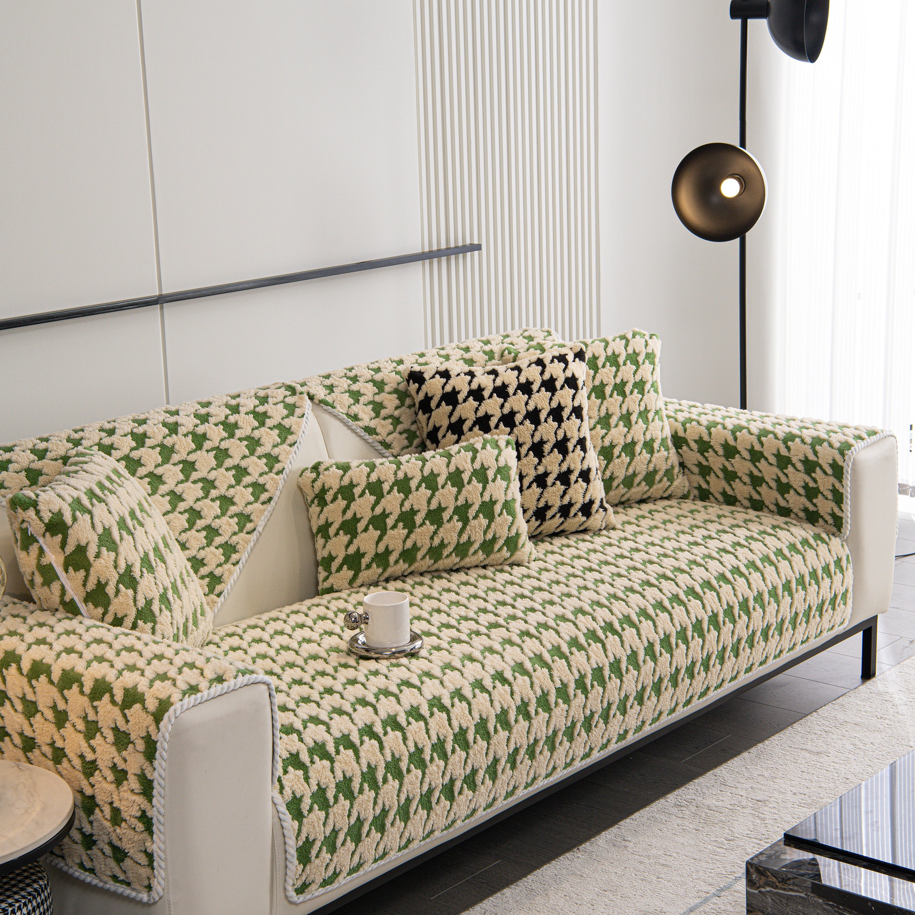 Winter Thickened Sherpa Fleece Houndstooth Sofa Cushion, Non-slip Sofa Cover with Plush