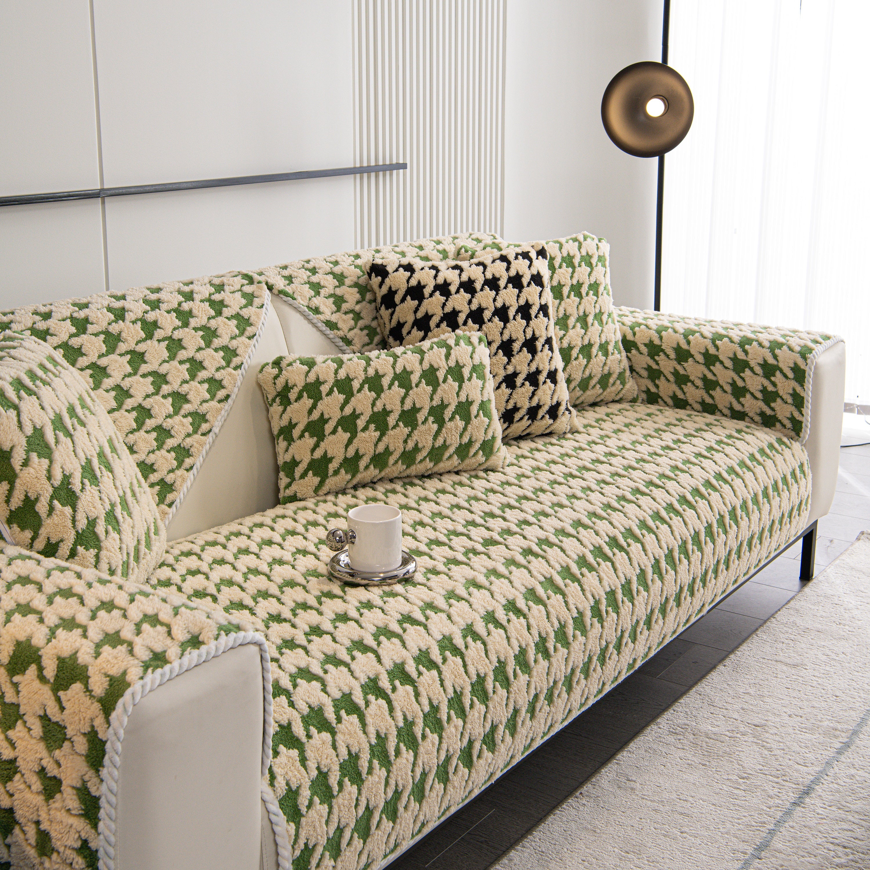 Winter Thickened Sherpa Fleece Houndstooth Sofa Cushion, Non-slip Sofa Cover with Plush