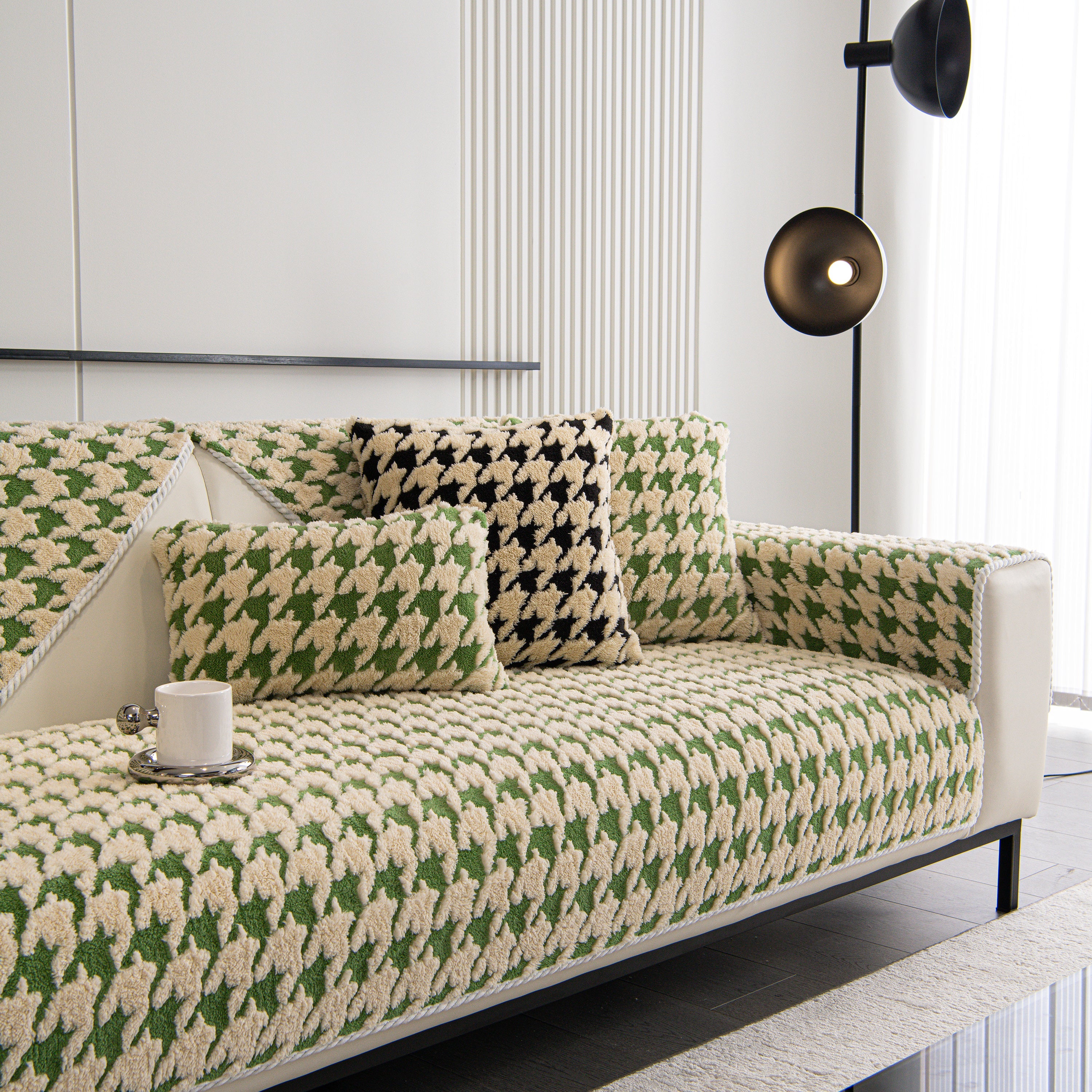Winter Thickened Sherpa Fleece Houndstooth Sofa Cushion, Non-slip Sofa Cover with Plush