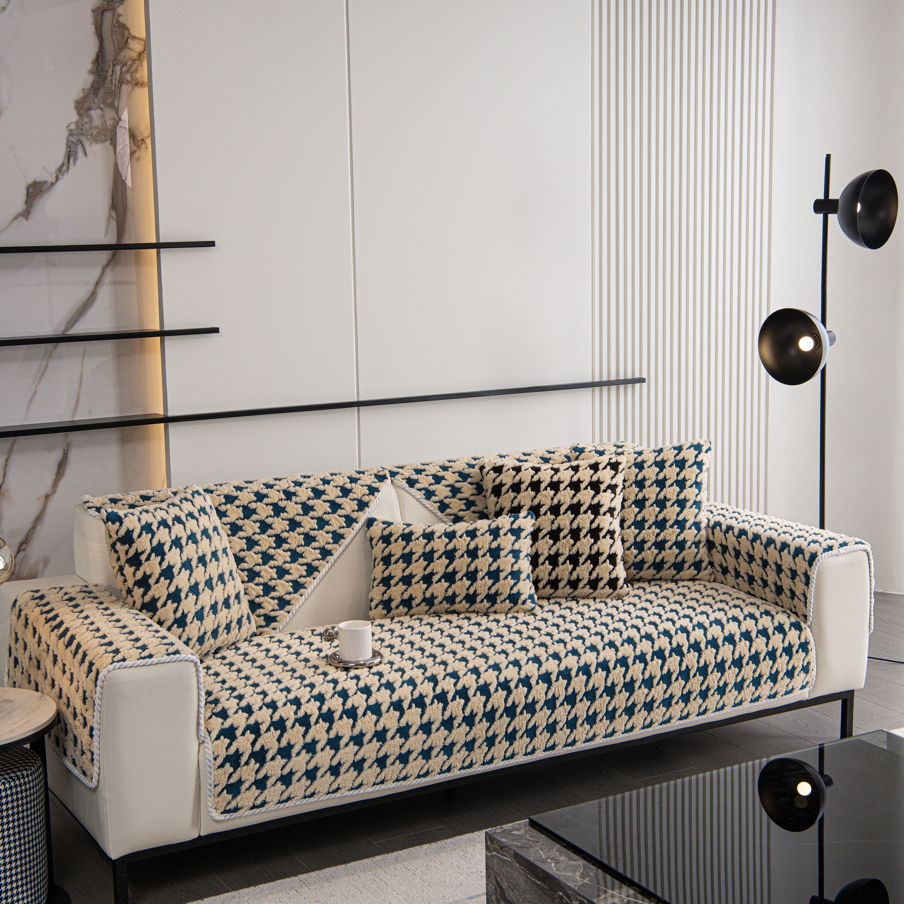 Winter Thickened Sherpa Fleece Houndstooth Sofa Cushion, Non-slip Sofa Cover with Plush