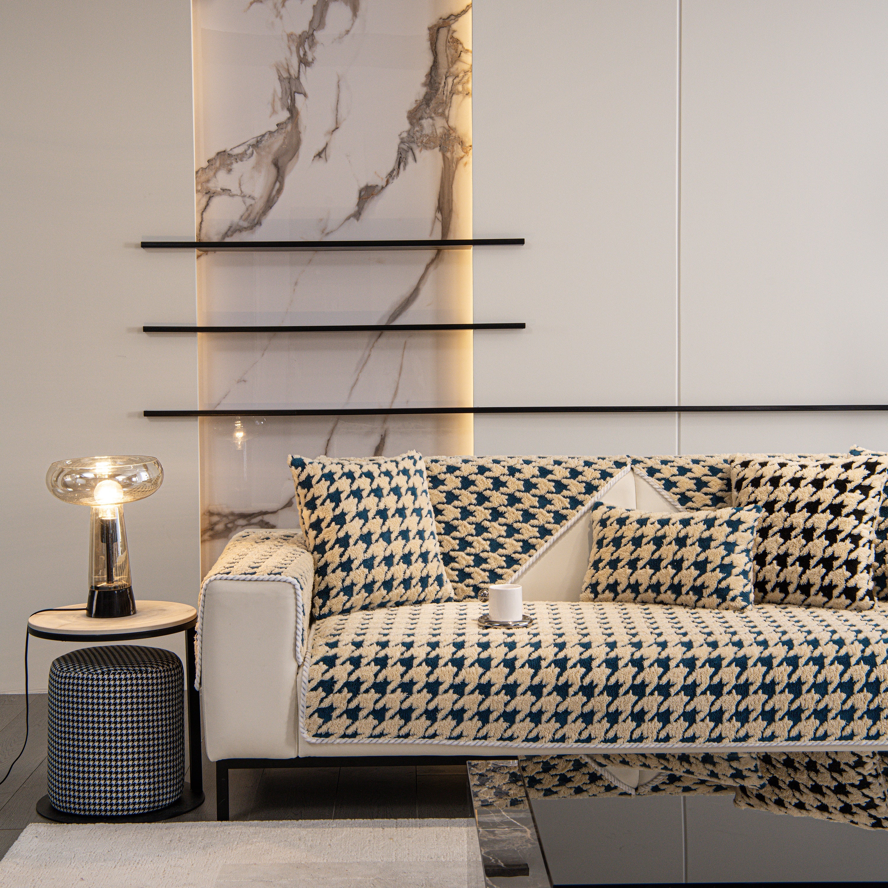 Winter Thickened Sherpa Fleece Houndstooth Sofa Cushion, Non-slip Sofa Cover with Plush