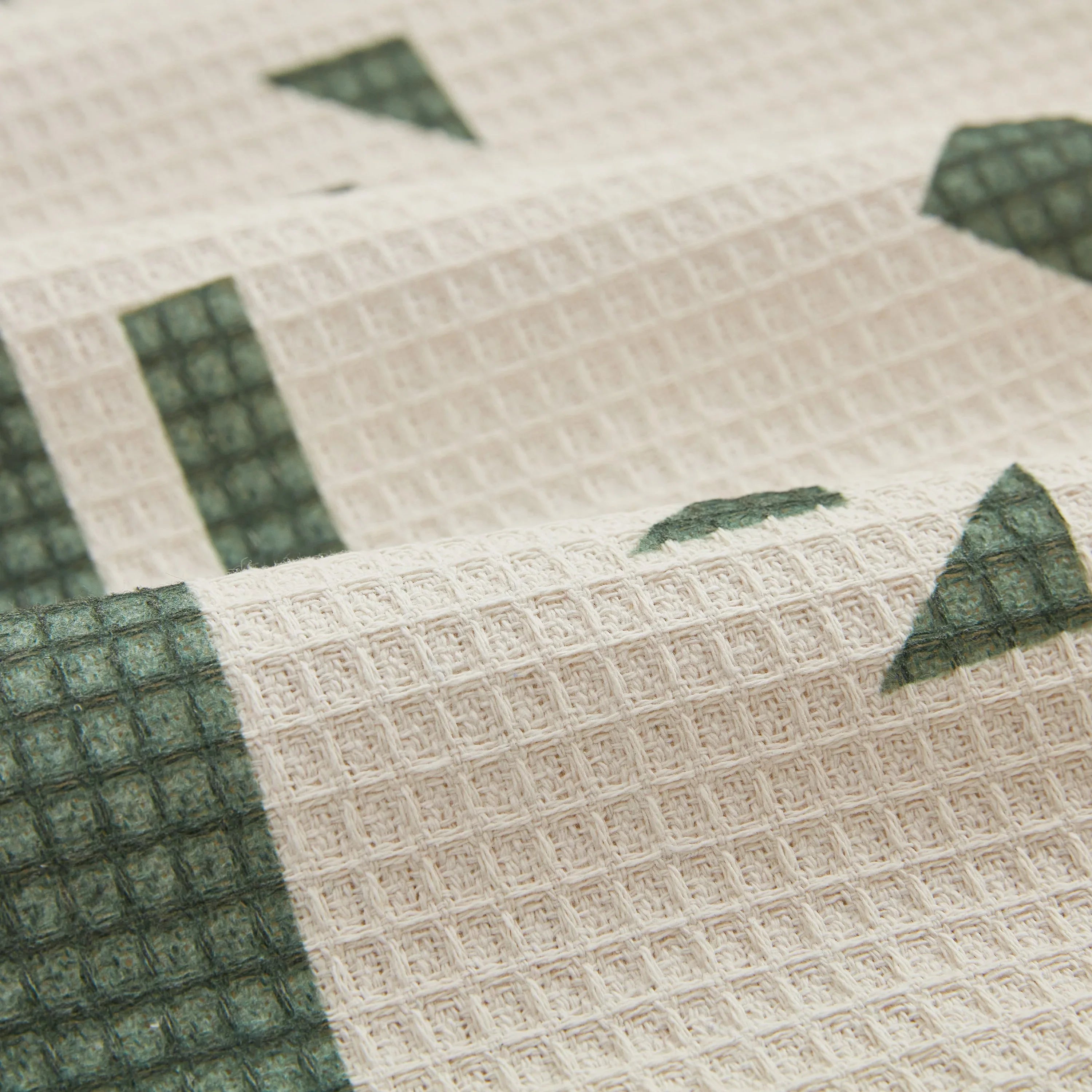 High-Quality Fabric Non-Slip Sofa Cover Throw, Throw Blankets for Couch, Furniture Covers for Pets - TaroTextile