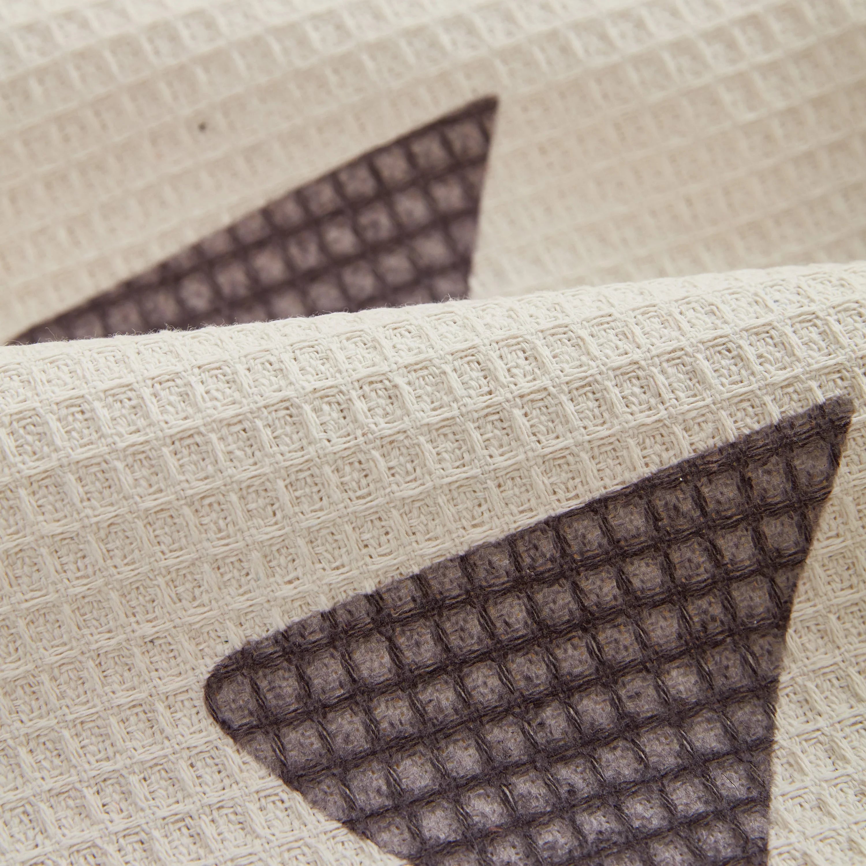 High-Quality Fabric Non-Slip Sofa Cover Throw, Throw Blankets for Couch, Furniture Covers for Pets - TaroTextile