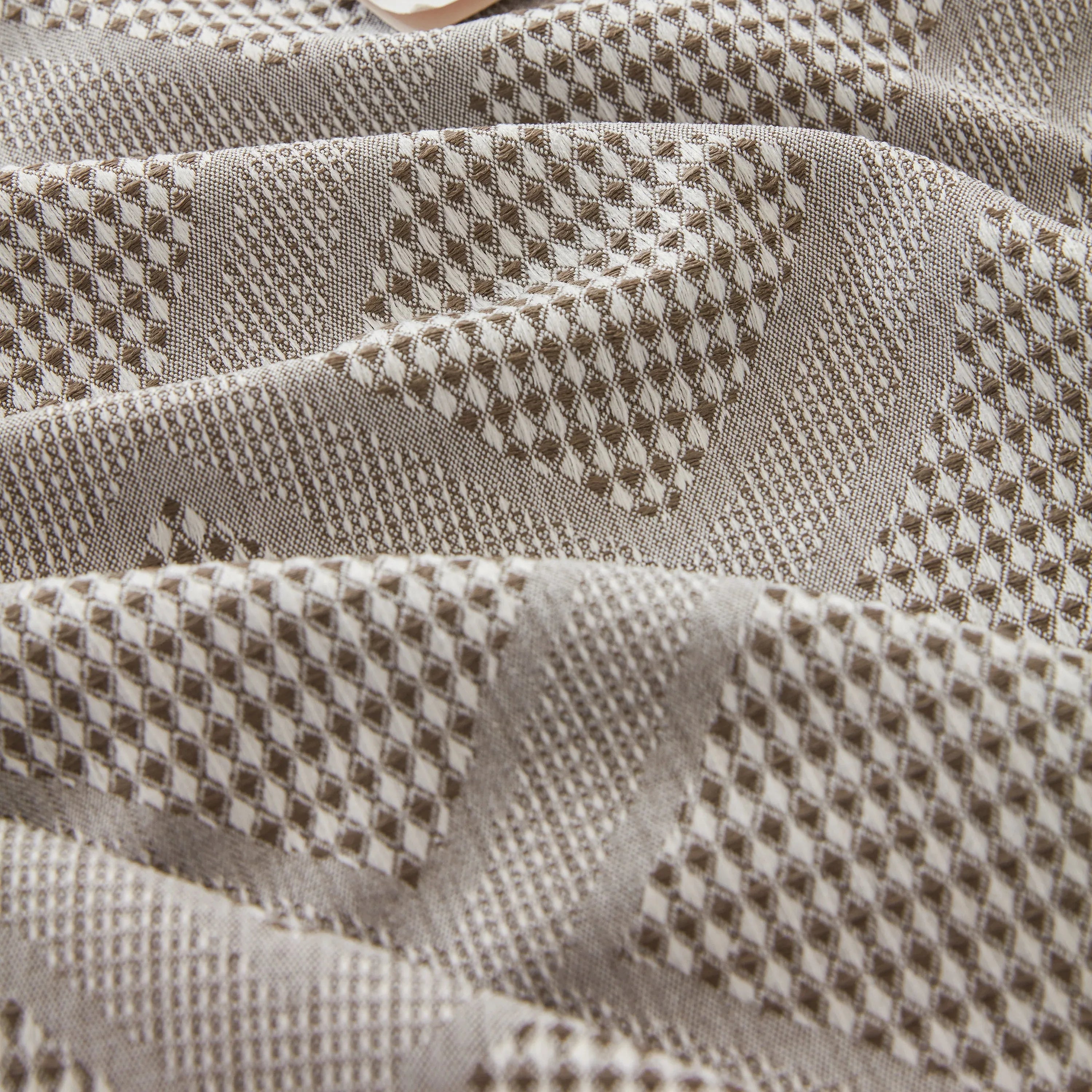 High-Quality Polyester Fabric Sofa Throw, Couch Cover Blanket Throw, Couch Protector for Pets - TaroTextile