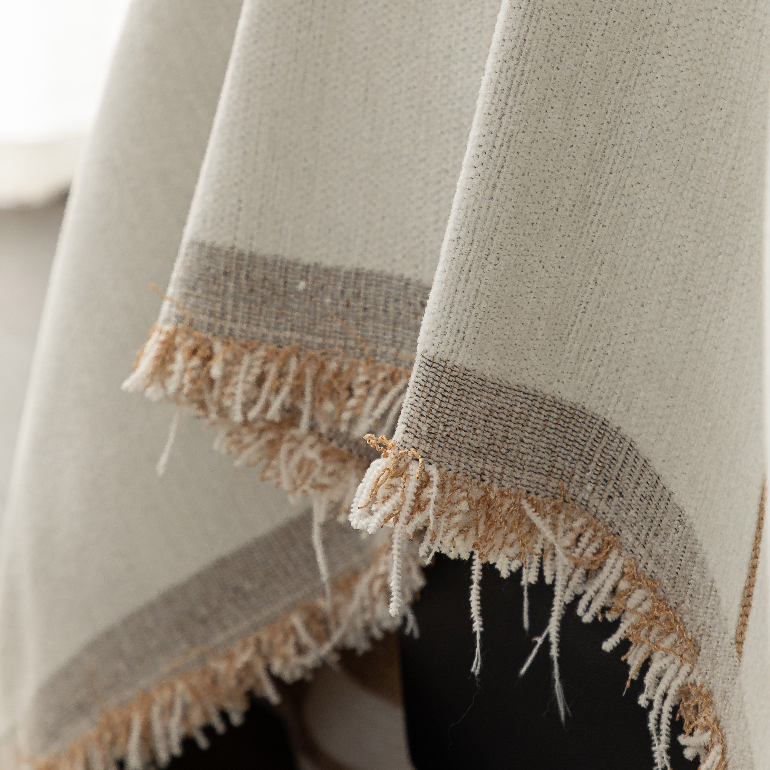 Modern Plaid Heavy Duty Sofa Throw Blanket, Boho Farmhouse Couch Cover with Tassel