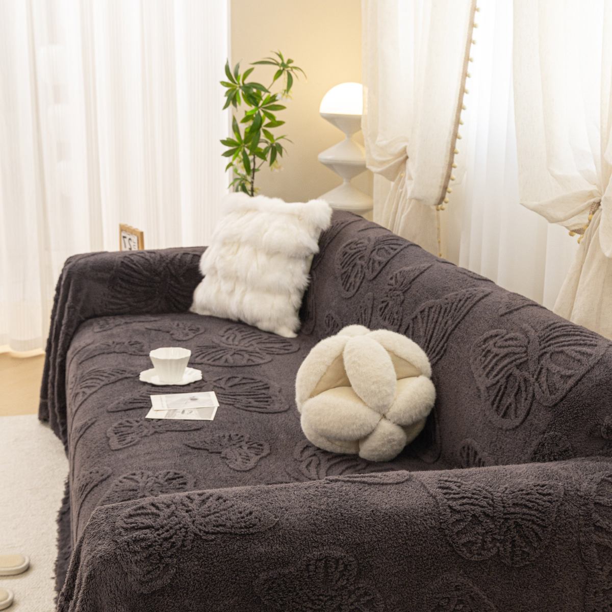 Jacquard Shu Cotton Velvet Throw Blanket - Ultra Soft High-Density Fleece Sofa Blanket Throw for Couch