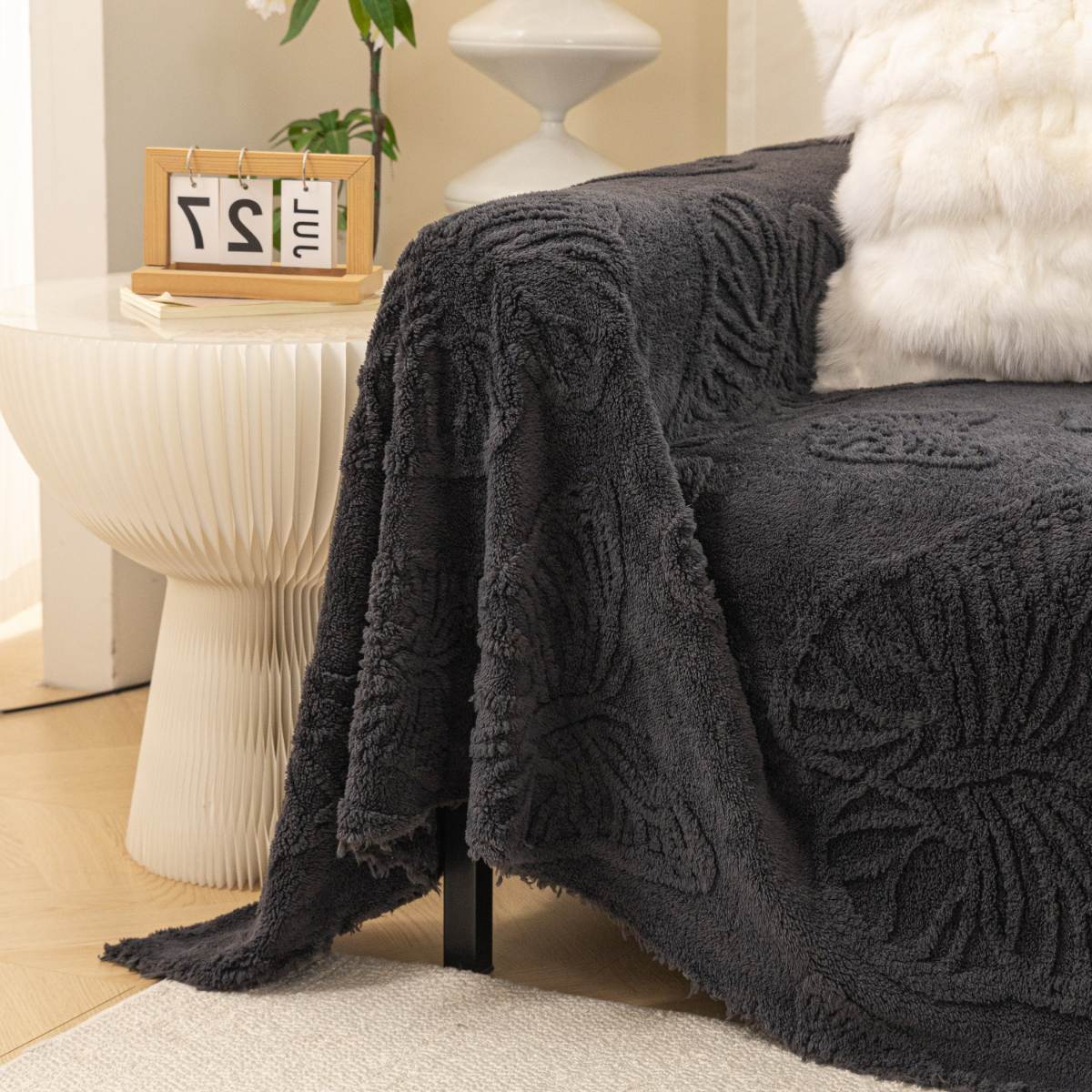 Jacquard Shu Cotton Velvet Throw Blanket - Ultra Soft High-Density Fleece Sofa Blanket Throw for Couch