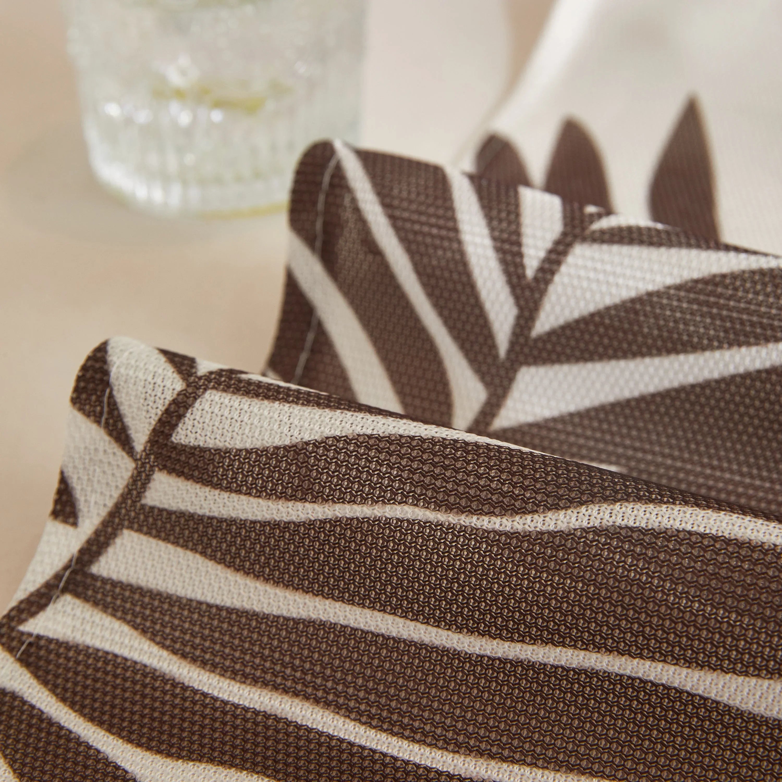 Leaf Printed Slipcover Sofa Covers, Universal Couch Throw Cover, Pets Furniture Protector for Home Decor - TaroTextile