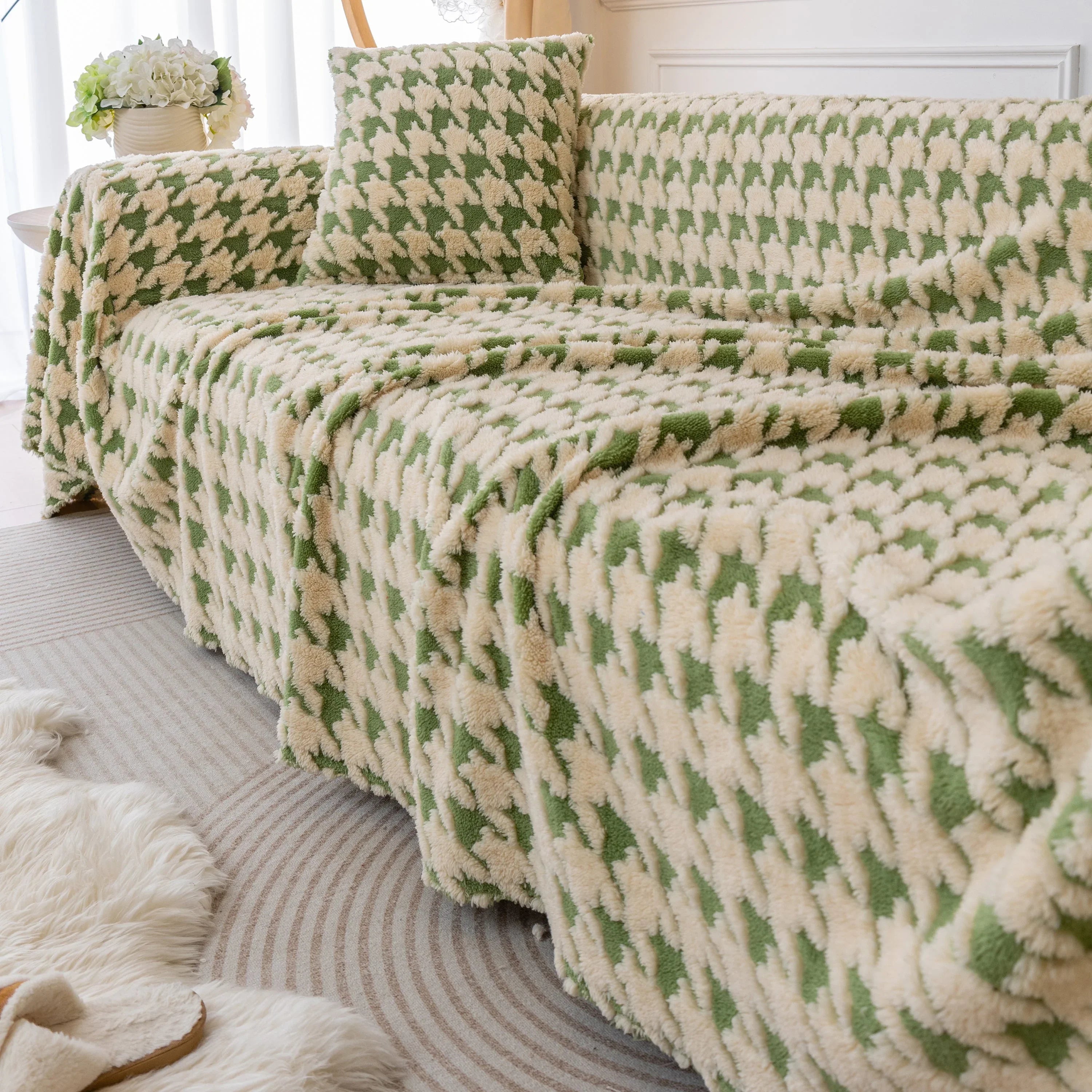 Luxury Plush Universal Couch Cover Blanket, Washable Couch Protector Houndstooth Sofa Covers - TaroTextile