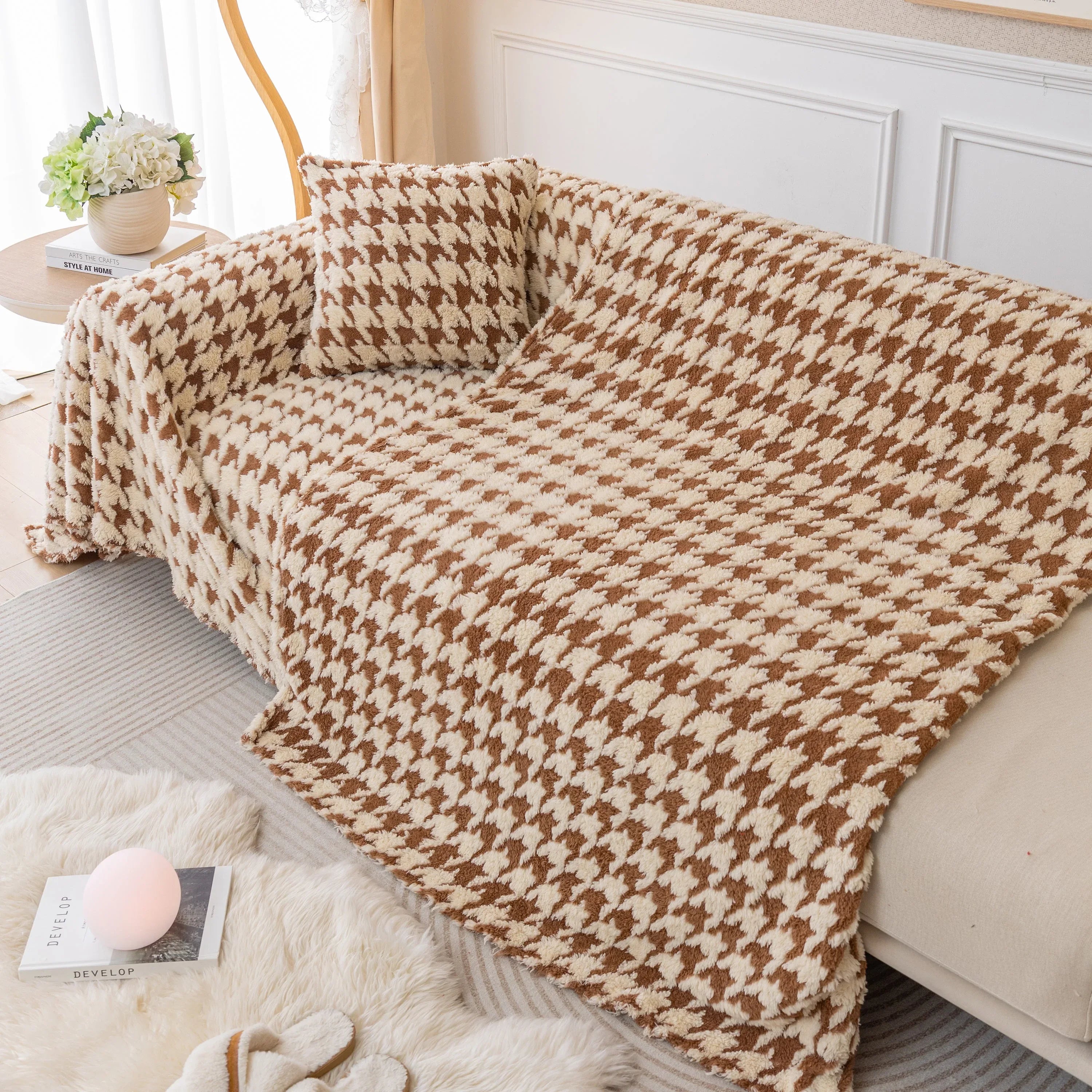 Luxury Plush Universal Couch Cover Blanket, Washable Couch Protector Houndstooth Sofa Covers - TaroTextile