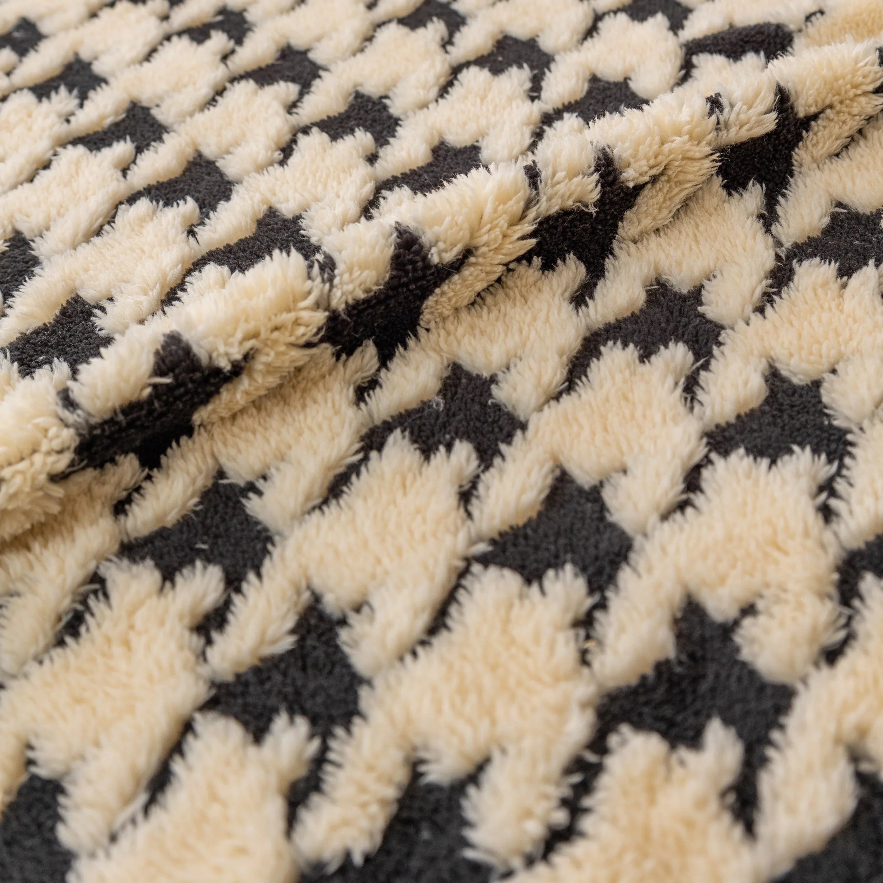 Luxury Plush Universal Couch Cover Blanket, Washable Couch Protector Houndstooth Sofa Covers - TaroTextile